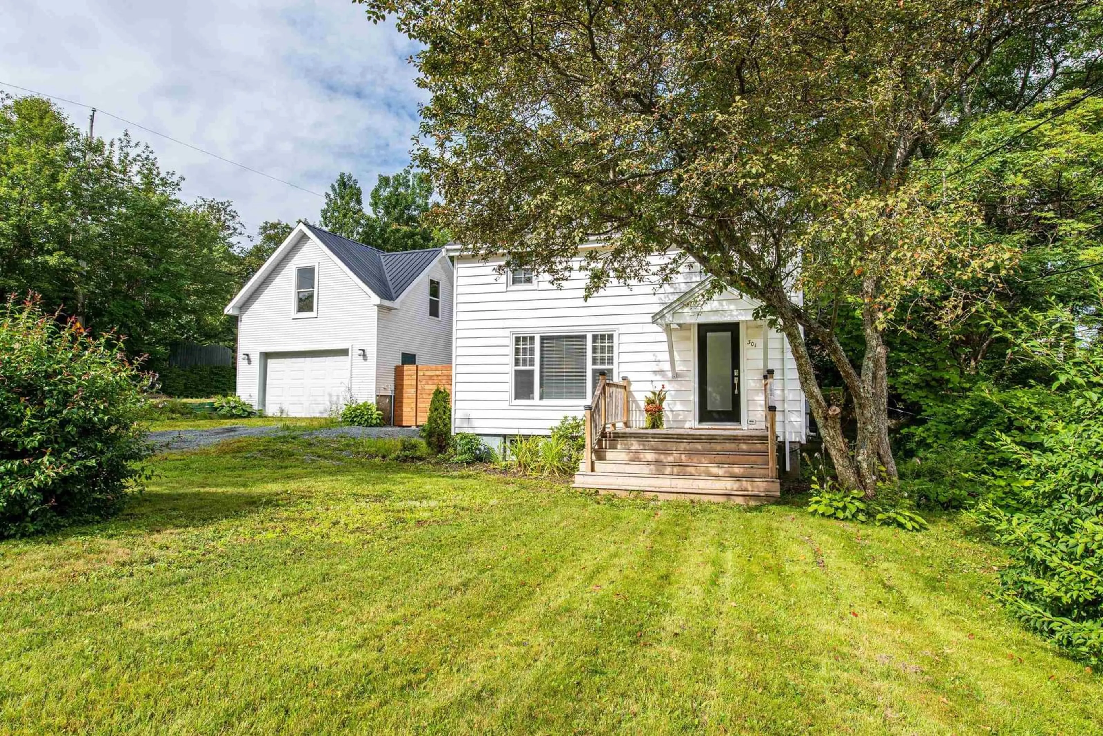 Home with vinyl exterior material, street for 301 Waverley Rd, Dartmouth Nova Scotia B2X 2E2