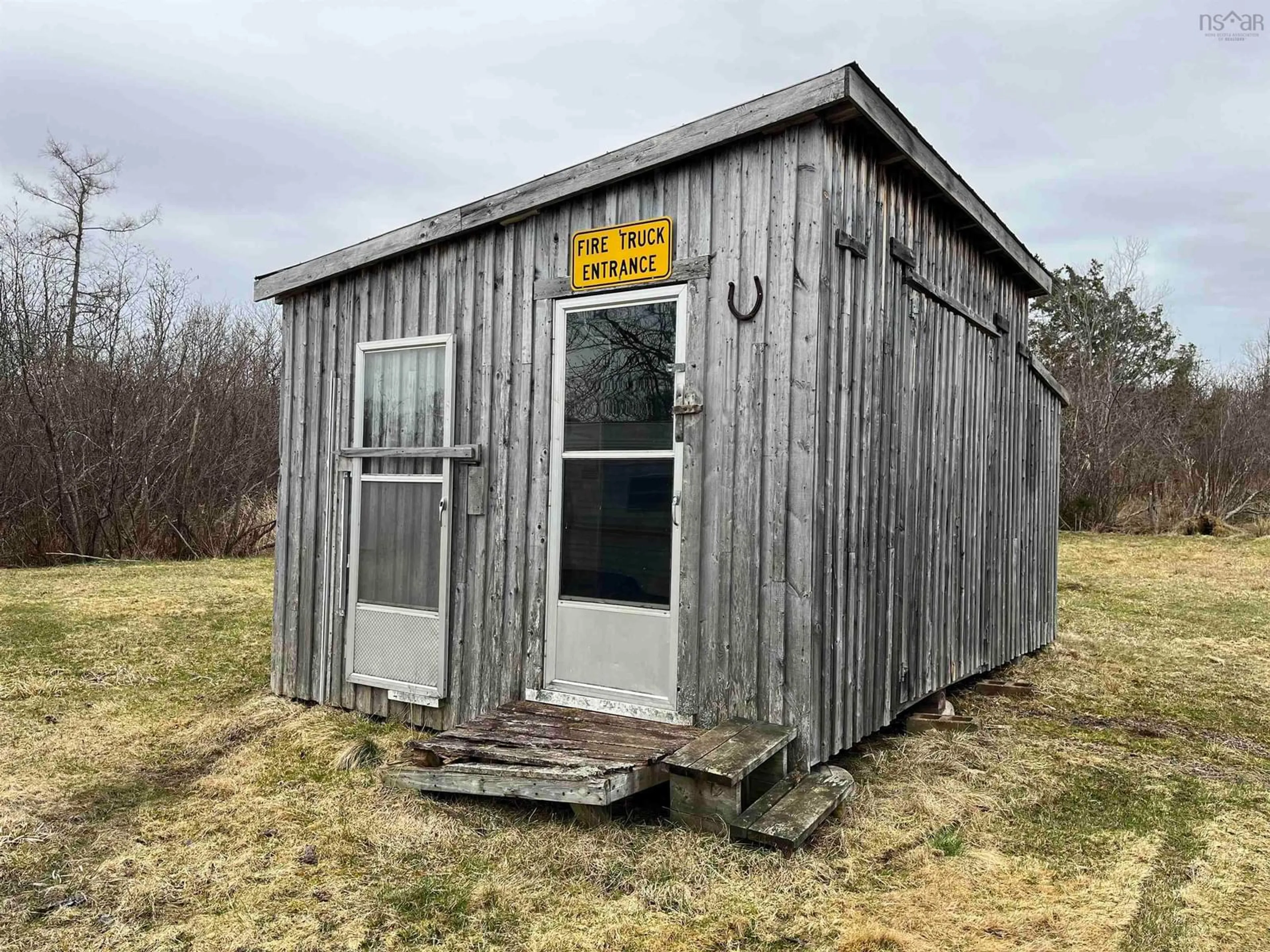 Shed for 5886 Highway 2, Bass River Nova Scotia B0M 1B0