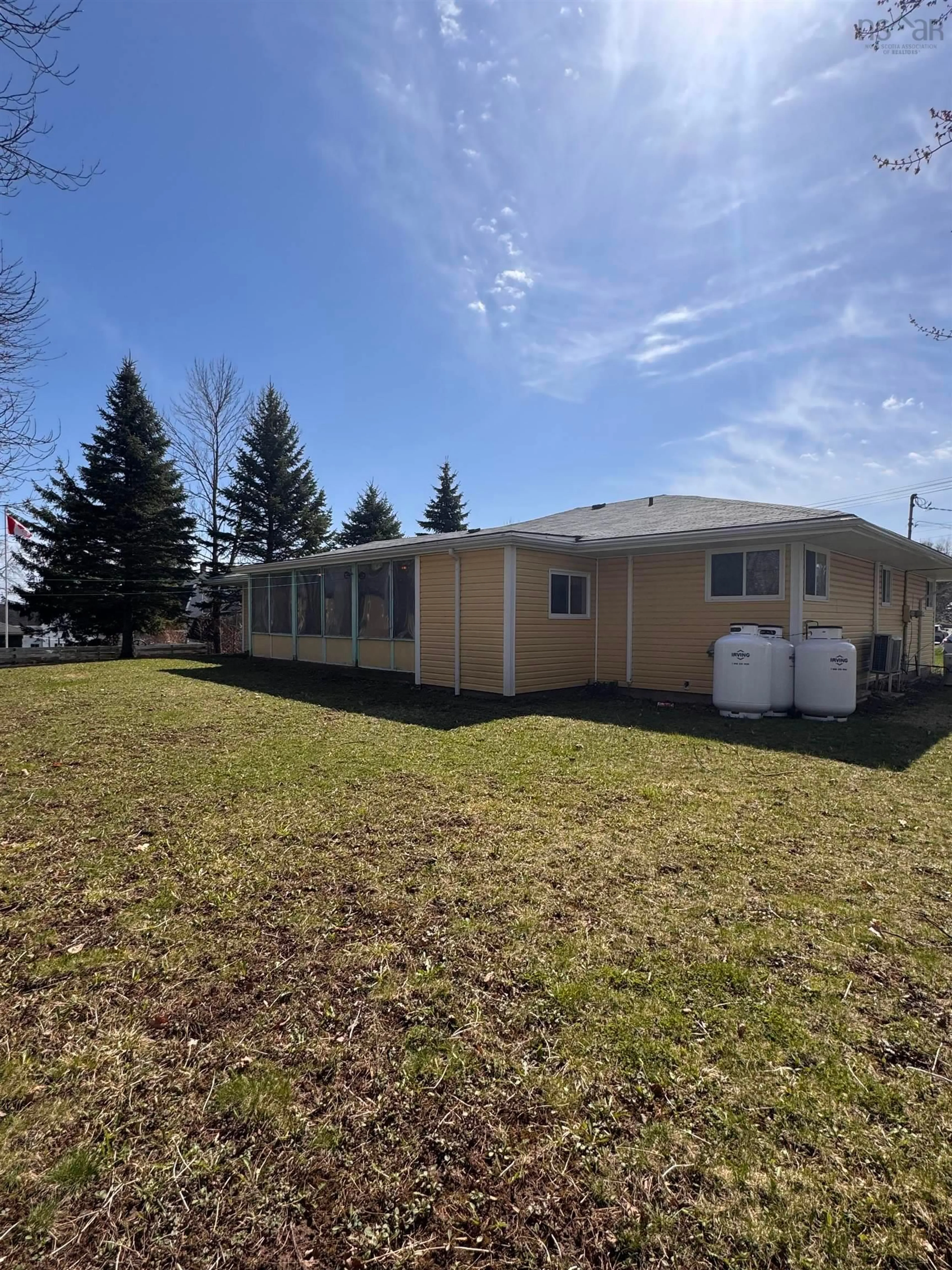 Unknown for 94 Wellington St, Pictou Nova Scotia B0K 1H0
