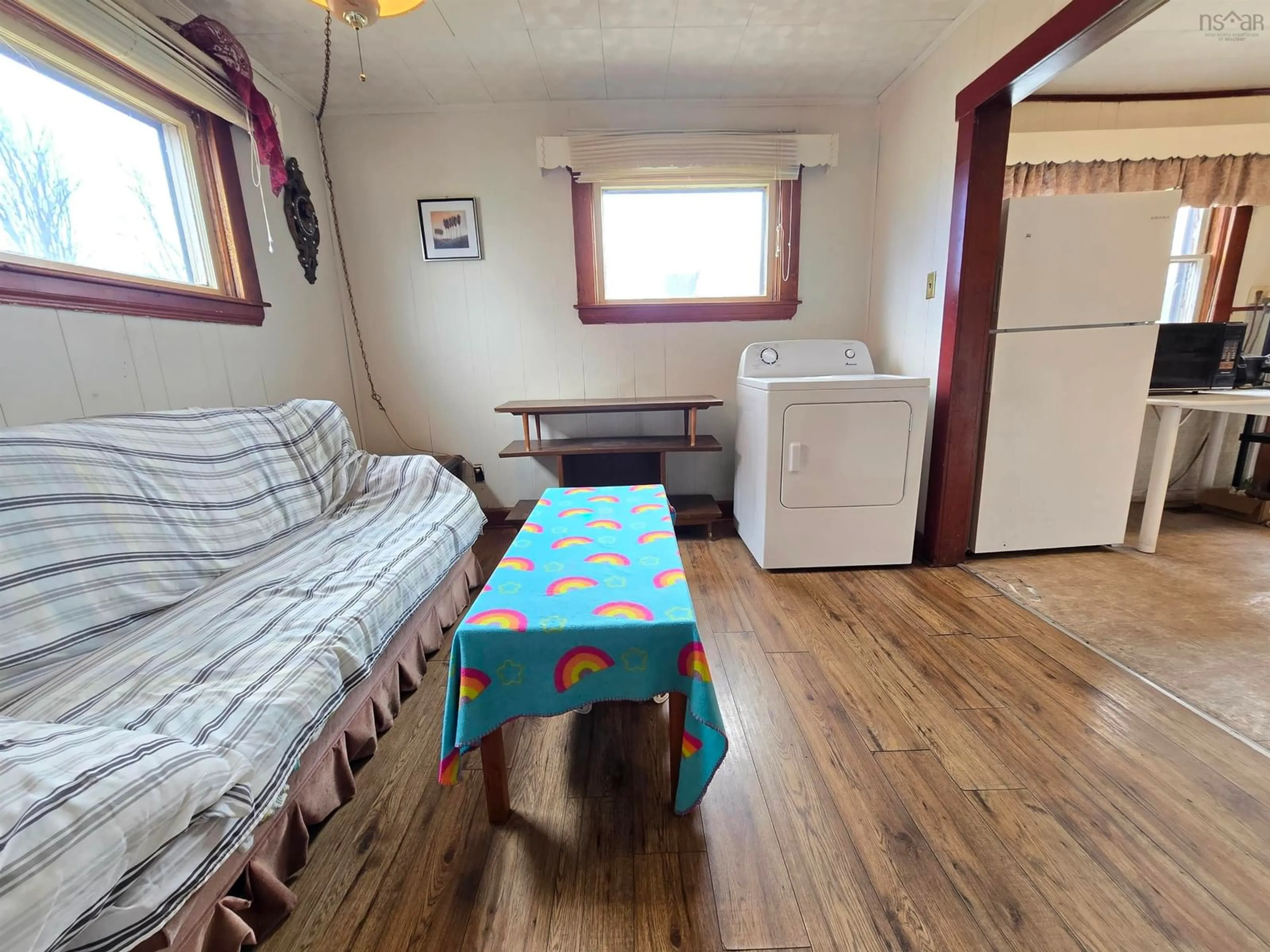 A pic of a room for 98 Richmond St, Sydney Nova Scotia B1P 2V2