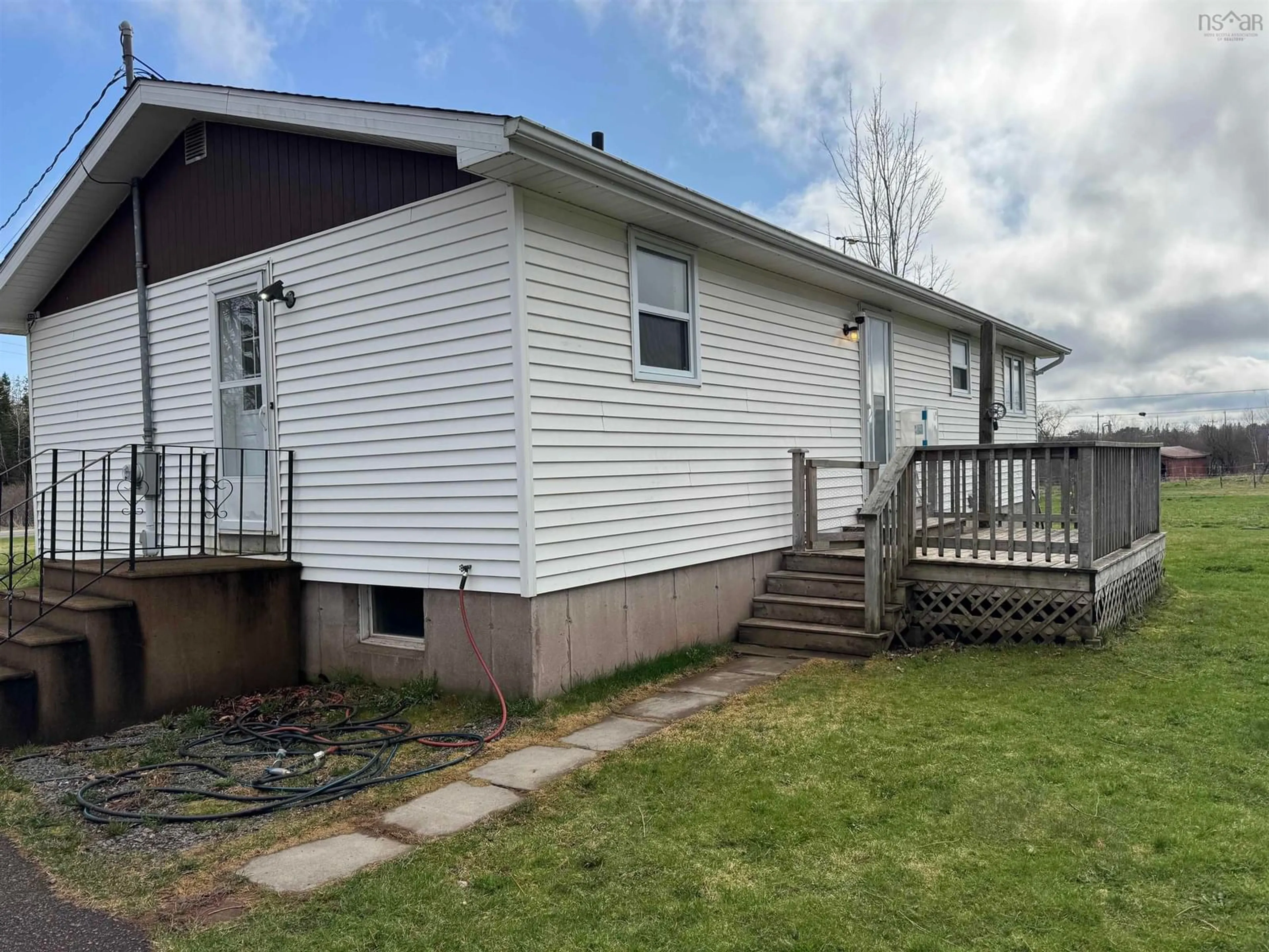 Home with vinyl exterior material, building for 161 Valley Rd, Valley Nova Scotia B6L 4M1