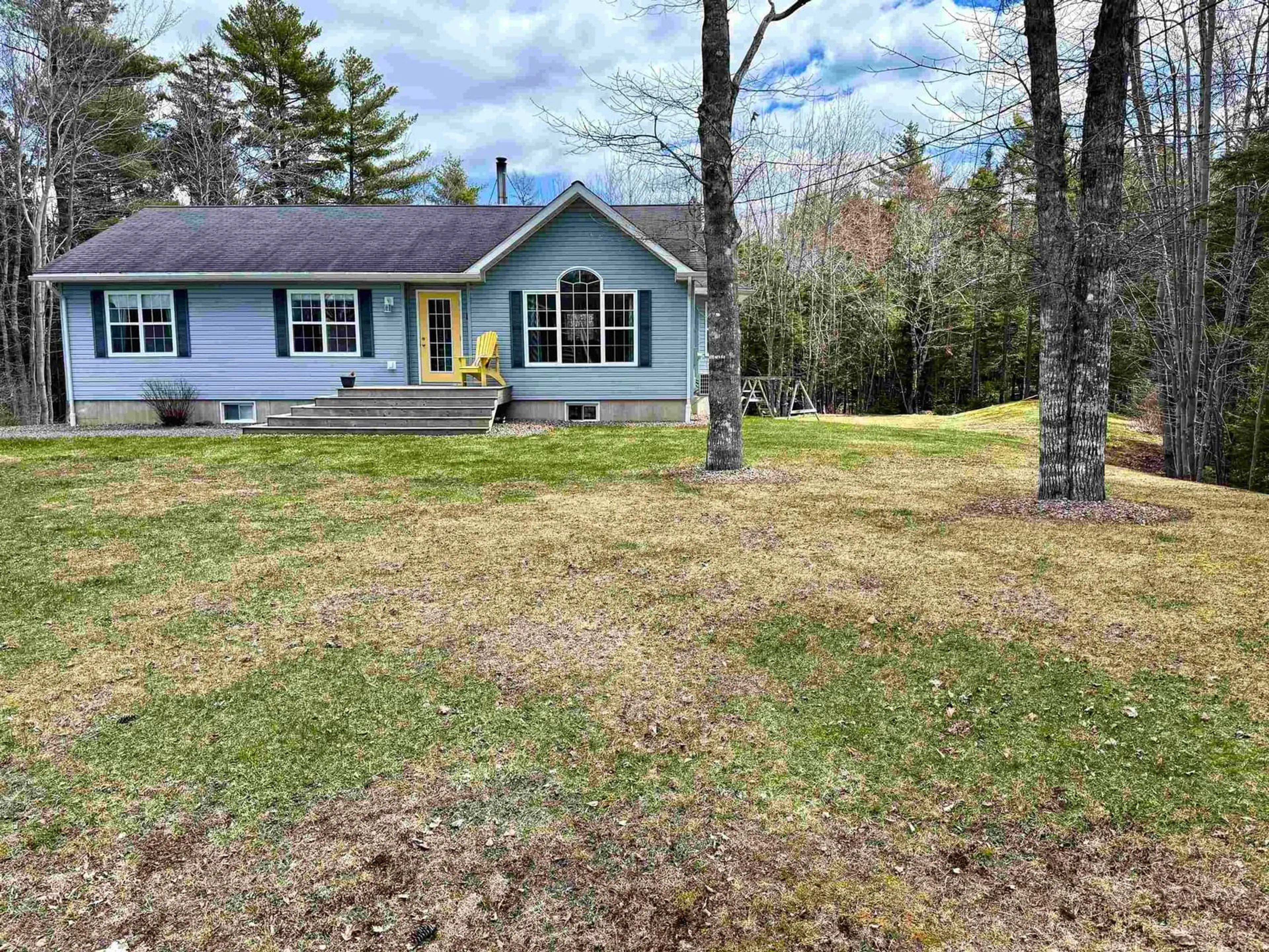 A pic from outside/outdoor area/front of a property/back of a property/a pic from drone, unknown for 30 Schooner Dr, Auburndale Nova Scotia B4V 3R2