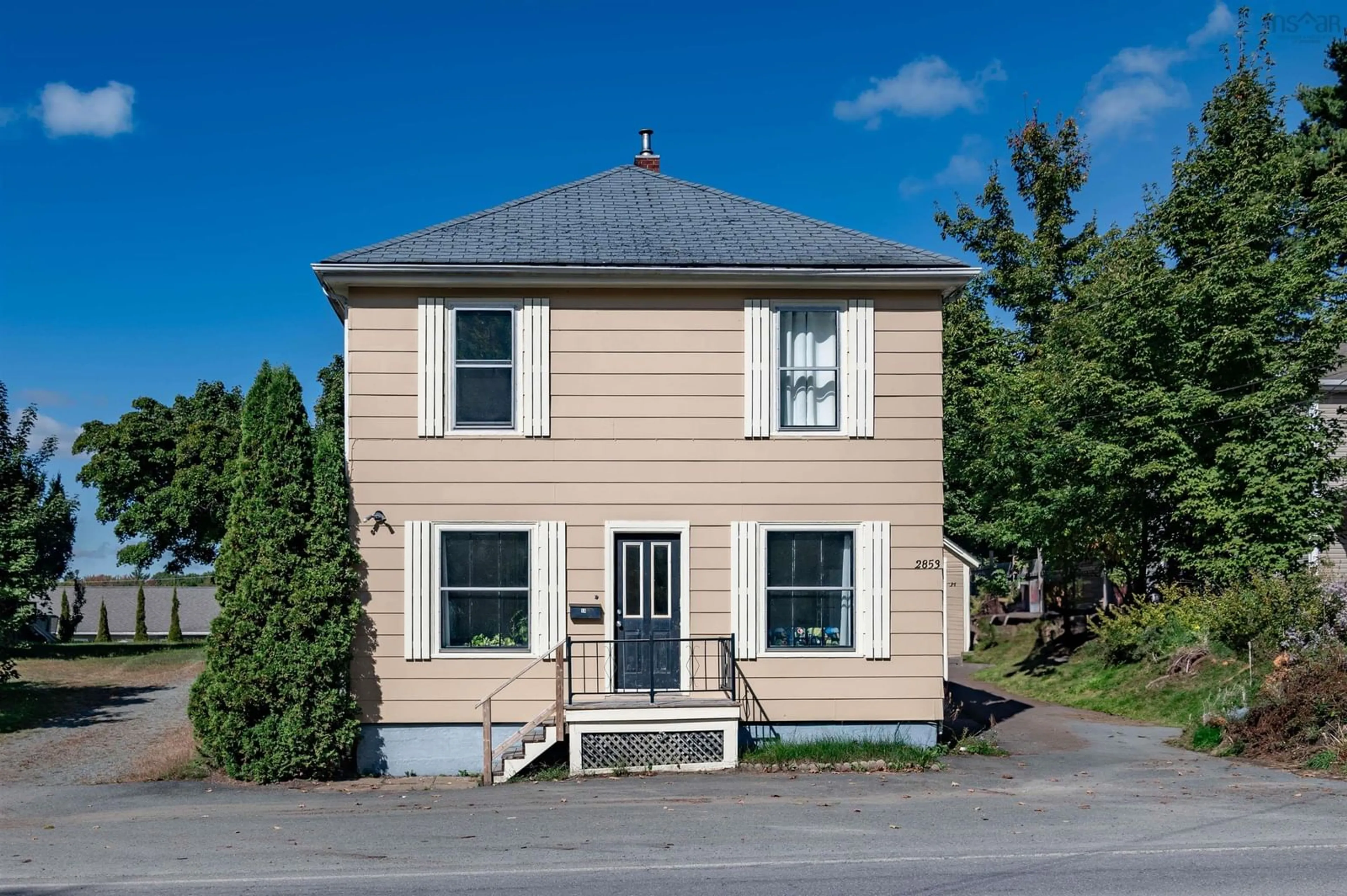 Home with vinyl exterior material, street for 2853 Lovett Rd, Coldbrook Nova Scotia B4R 1A6