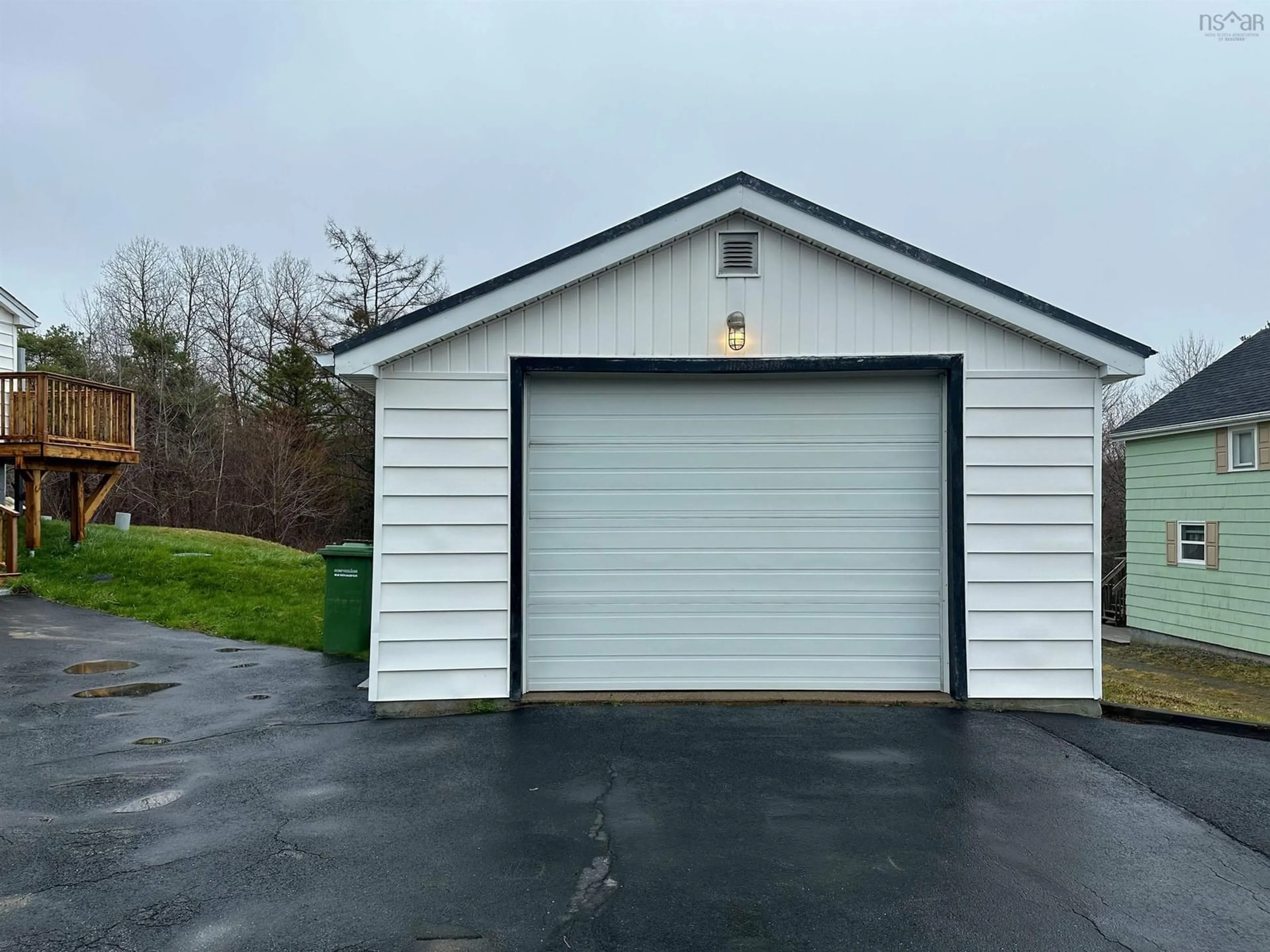 Indoor garage for 1765 Beaver Bank Rd, Beaver Bank Nova Scotia B4G 1C9