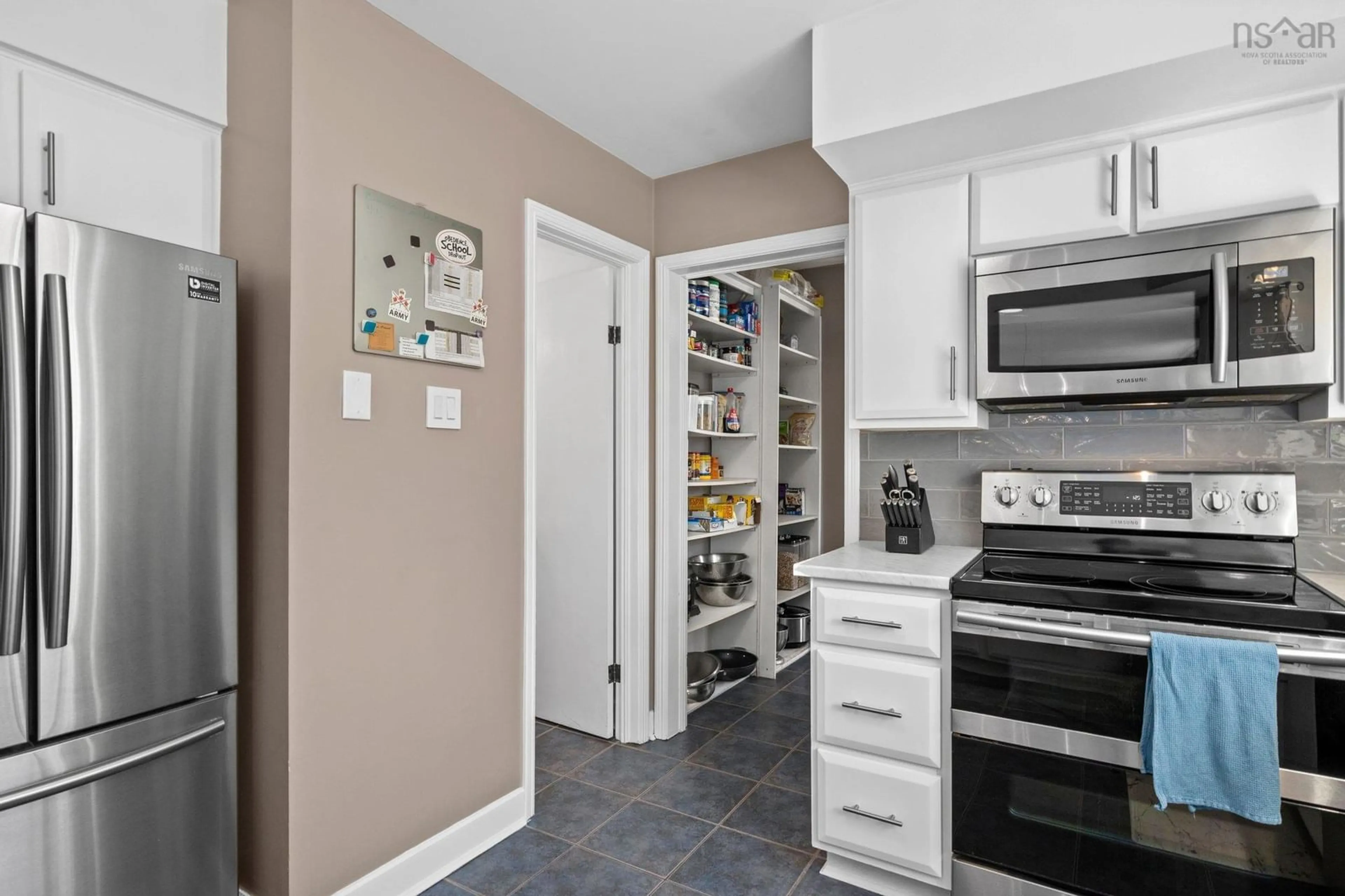 Standard kitchen, ceramic/tile floor for 70 Carlheath Dr, Wellington Nova Scotia B2T 1J4