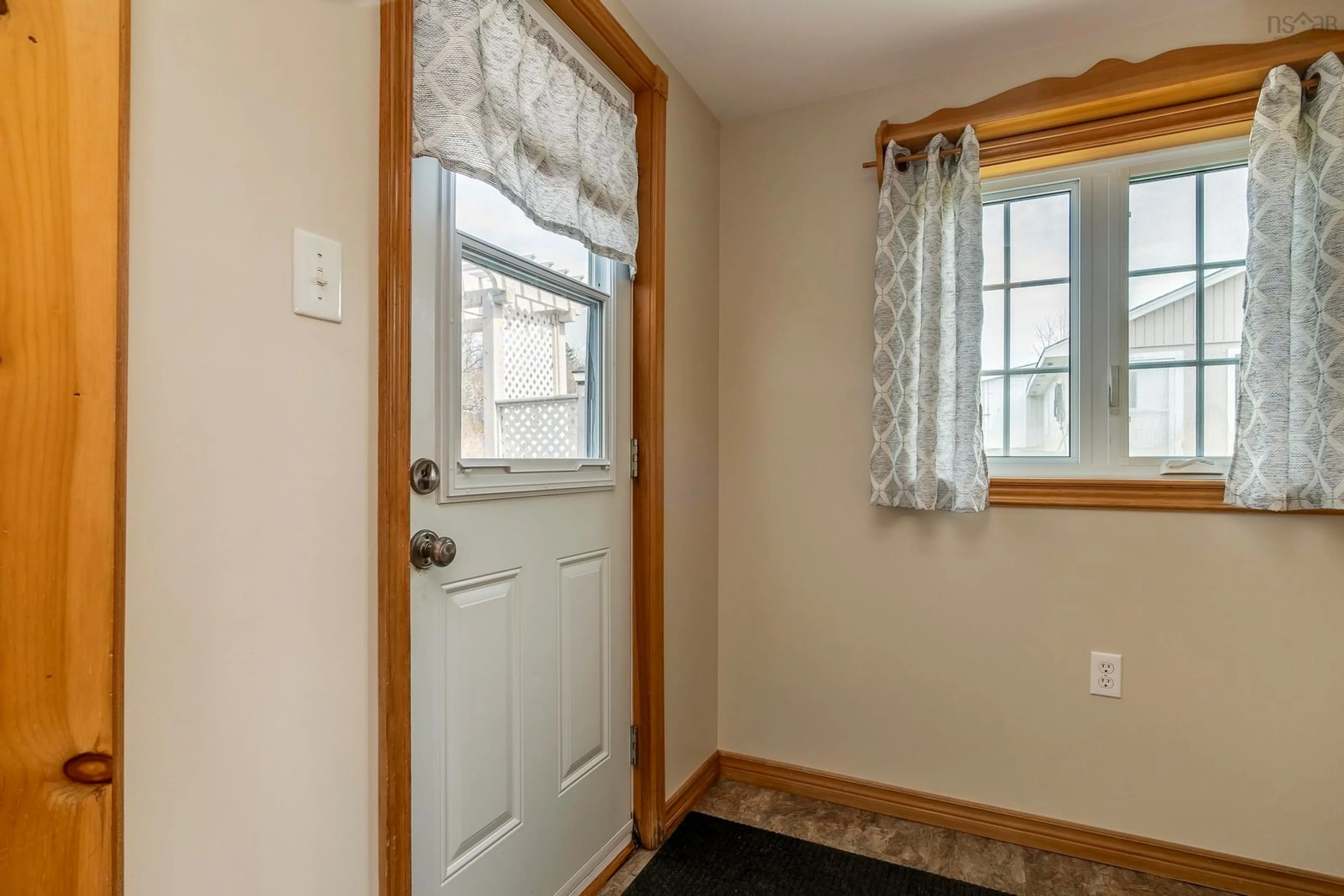 Indoor entryway for 5104 Shore Rd, Parkers Cove Nova Scotia B0S 1A0