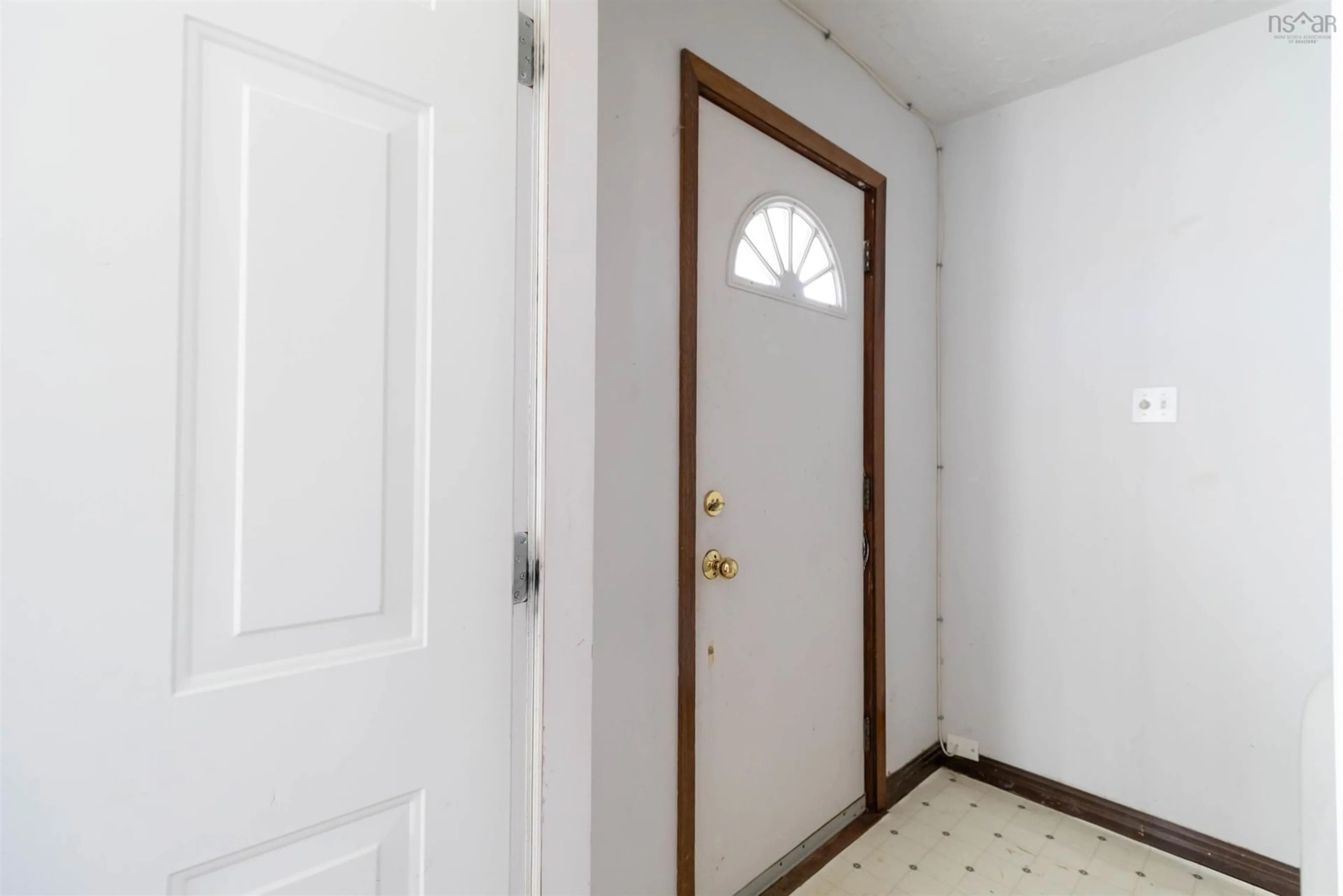Unknown for 32 Major St, Dartmouth Nova Scotia B2X 1A6
