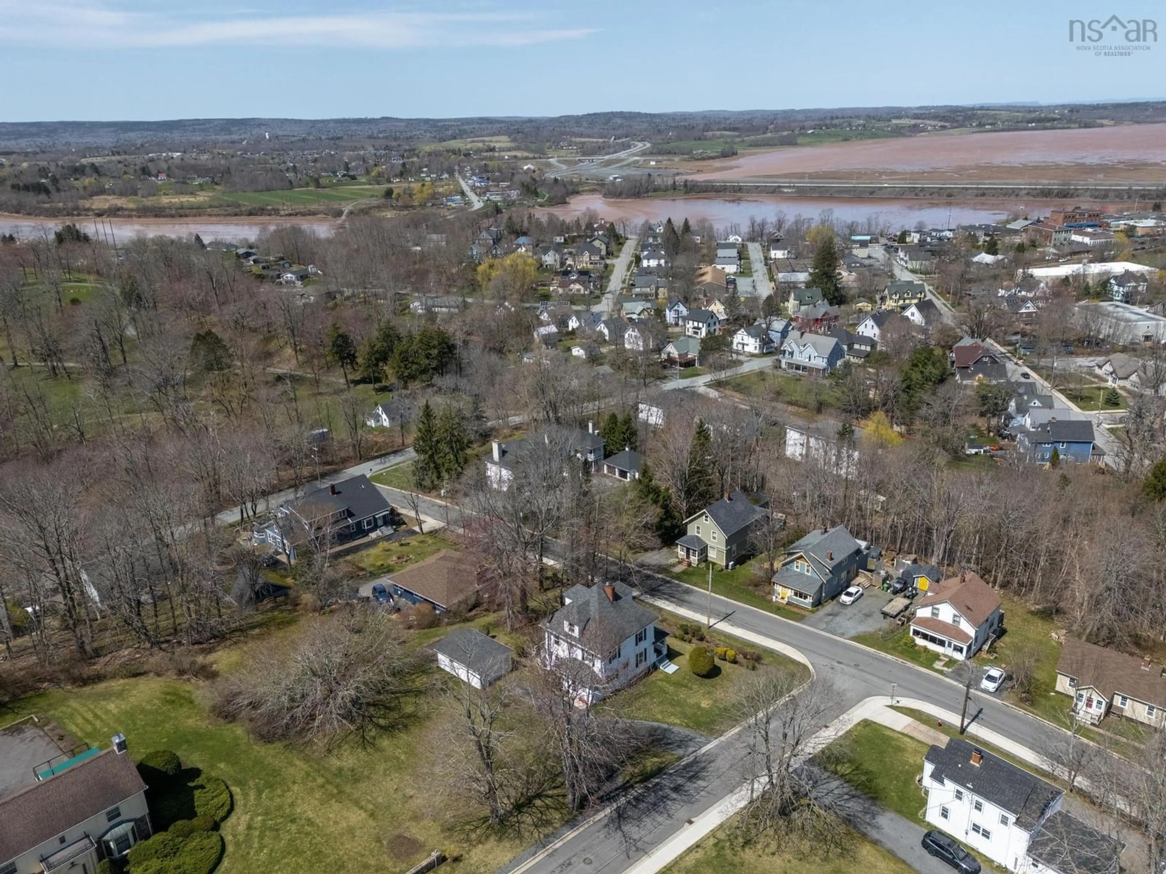 A pic from outside/outdoor area/front of a property/back of a property/a pic from drone, water/lake/river/ocean view for 220 Alexander St, Windsor Nova Scotia B0N 2T0