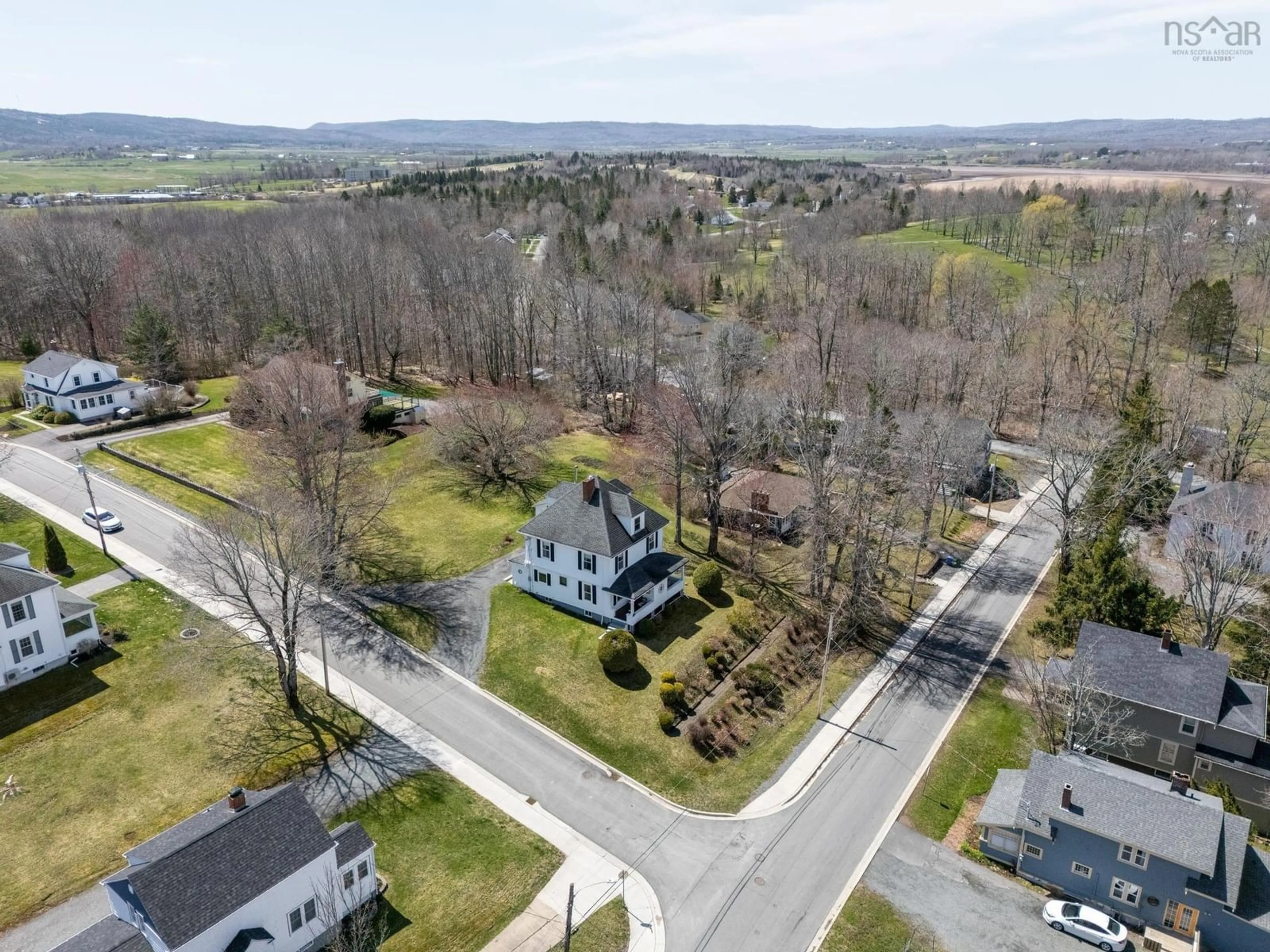 A pic from outside/outdoor area/front of a property/back of a property/a pic from drone, unknown for 220 Alexander St, Windsor Nova Scotia B0N 2T0