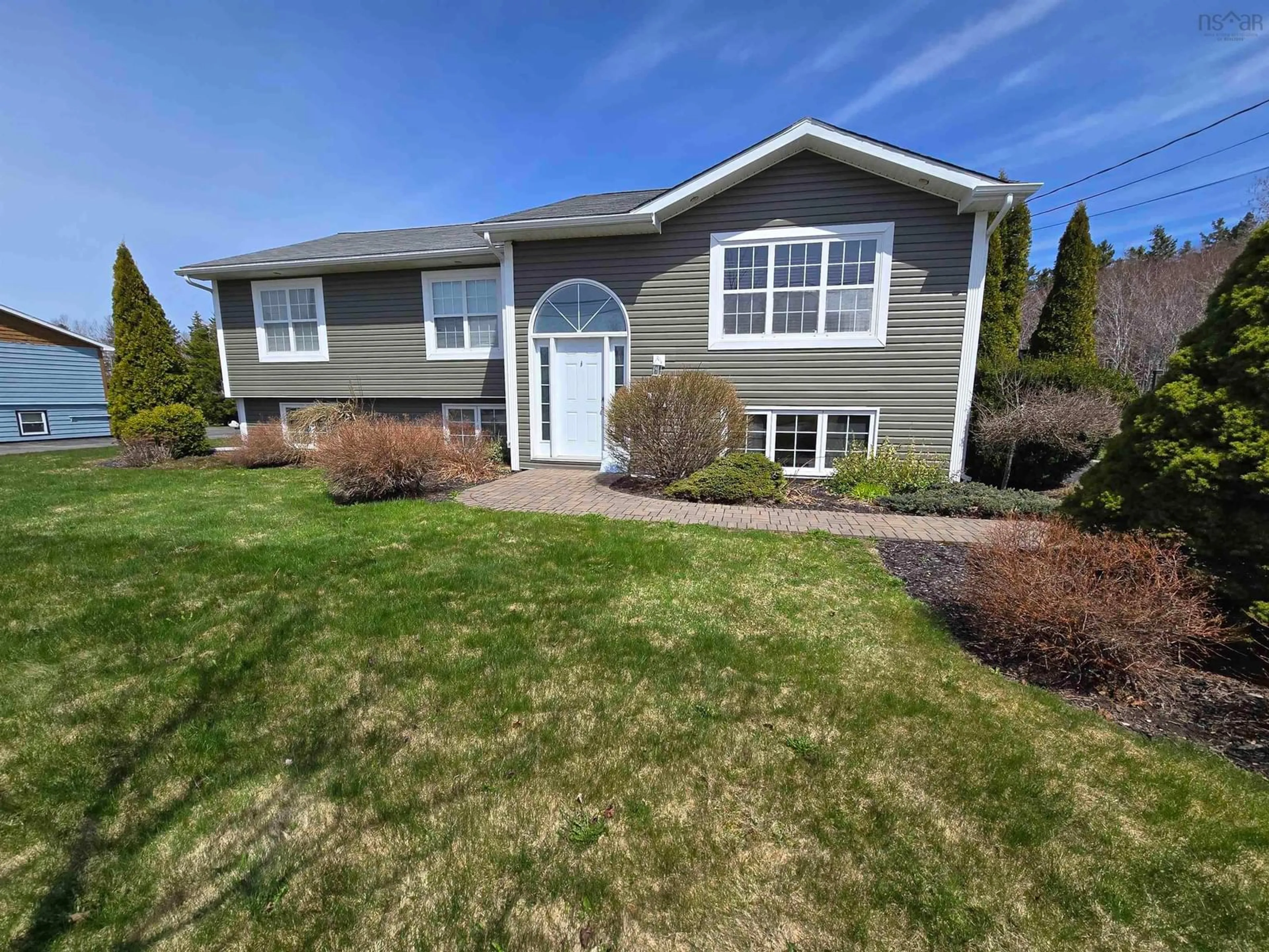 Home with vinyl exterior material, unknown for 179 Woodlawn Dr, Sydney River Nova Scotia B1S 1J1