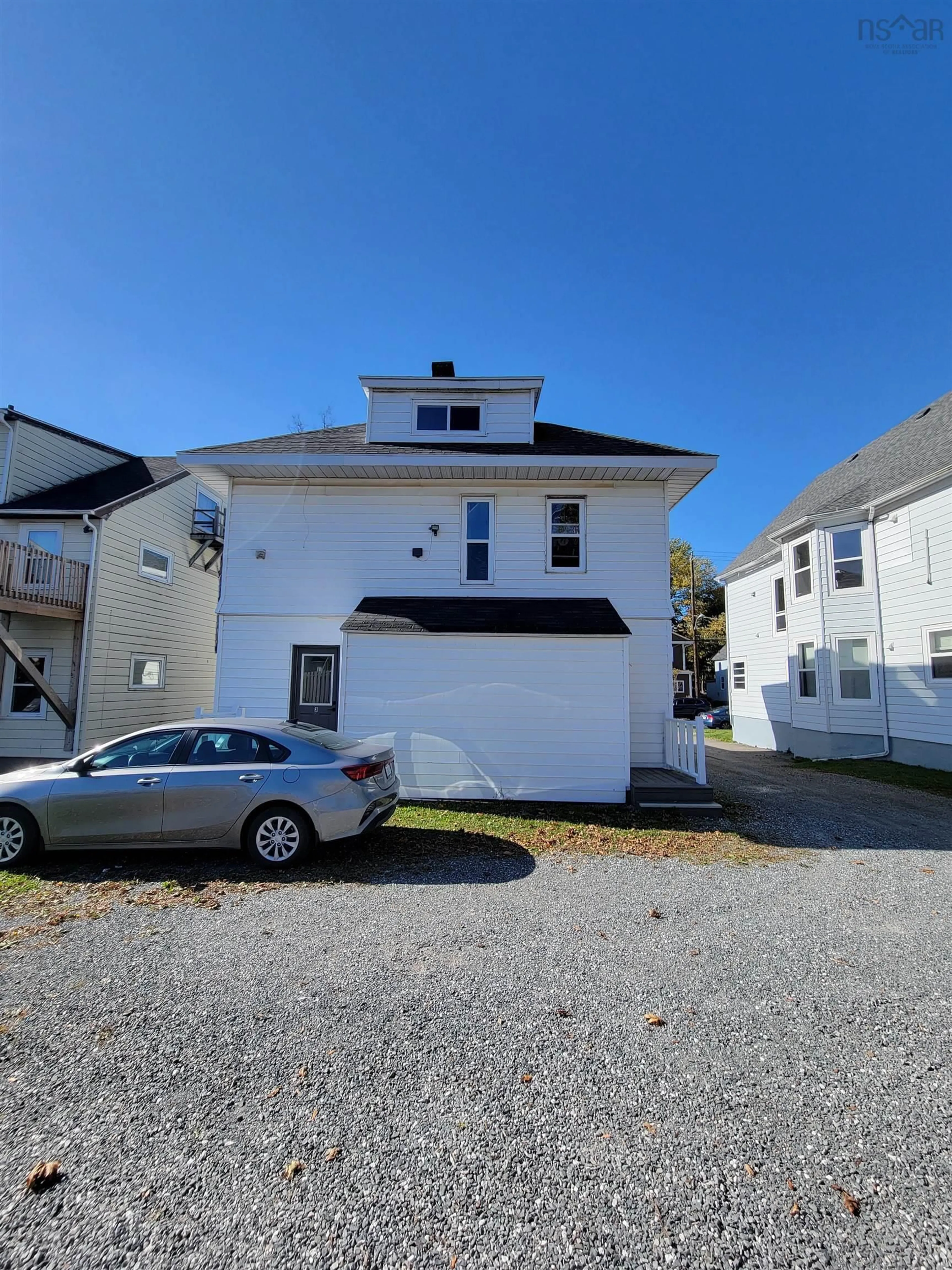 A pic from outside/outdoor area/front of a property/back of a property/a pic from drone, street for 273 Bentinck St, Sydney Nova Scotia B1P 1H1