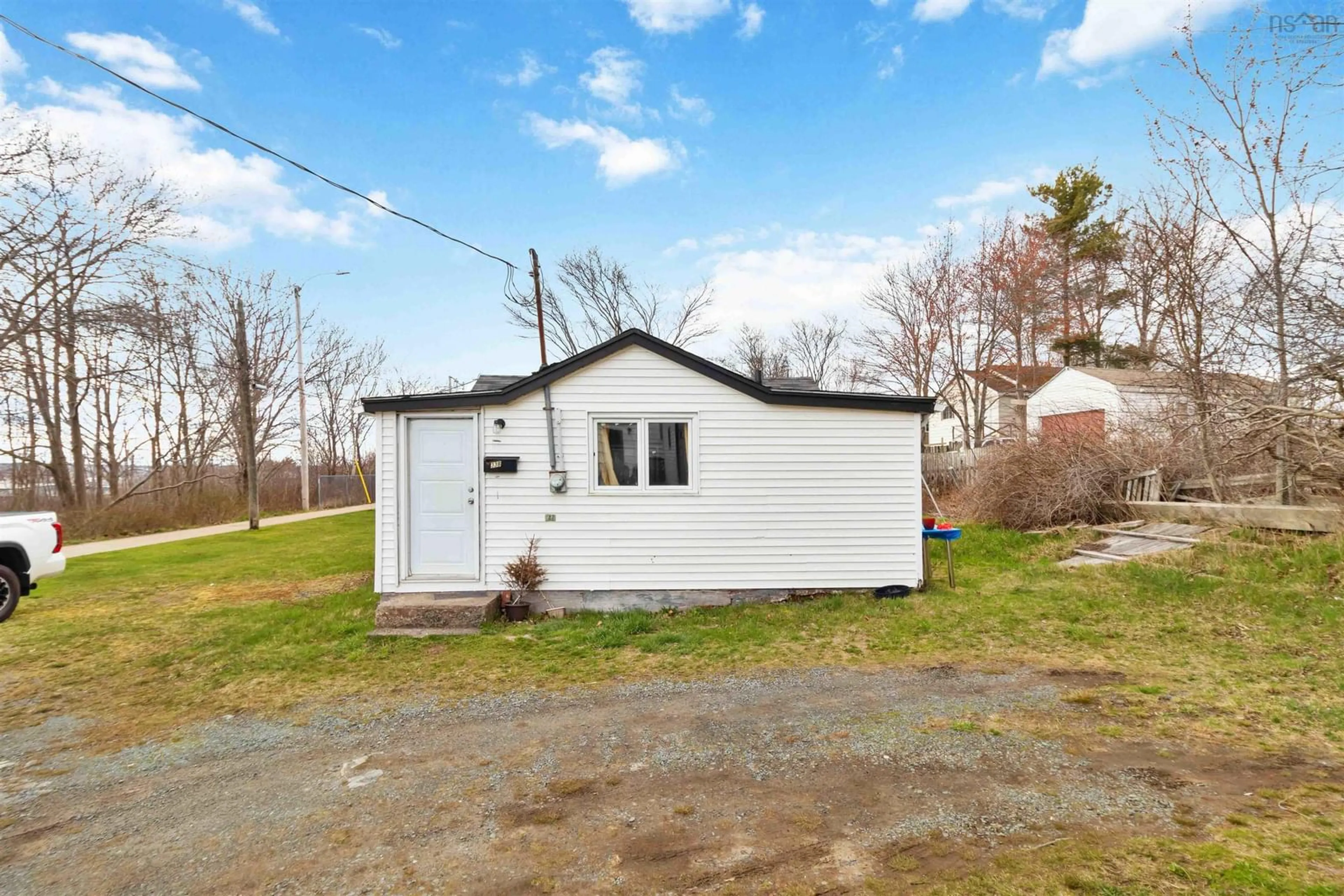 Shed for 33 Albro Lake Rd, Dartmouth Nova Scotia B3A 3X9