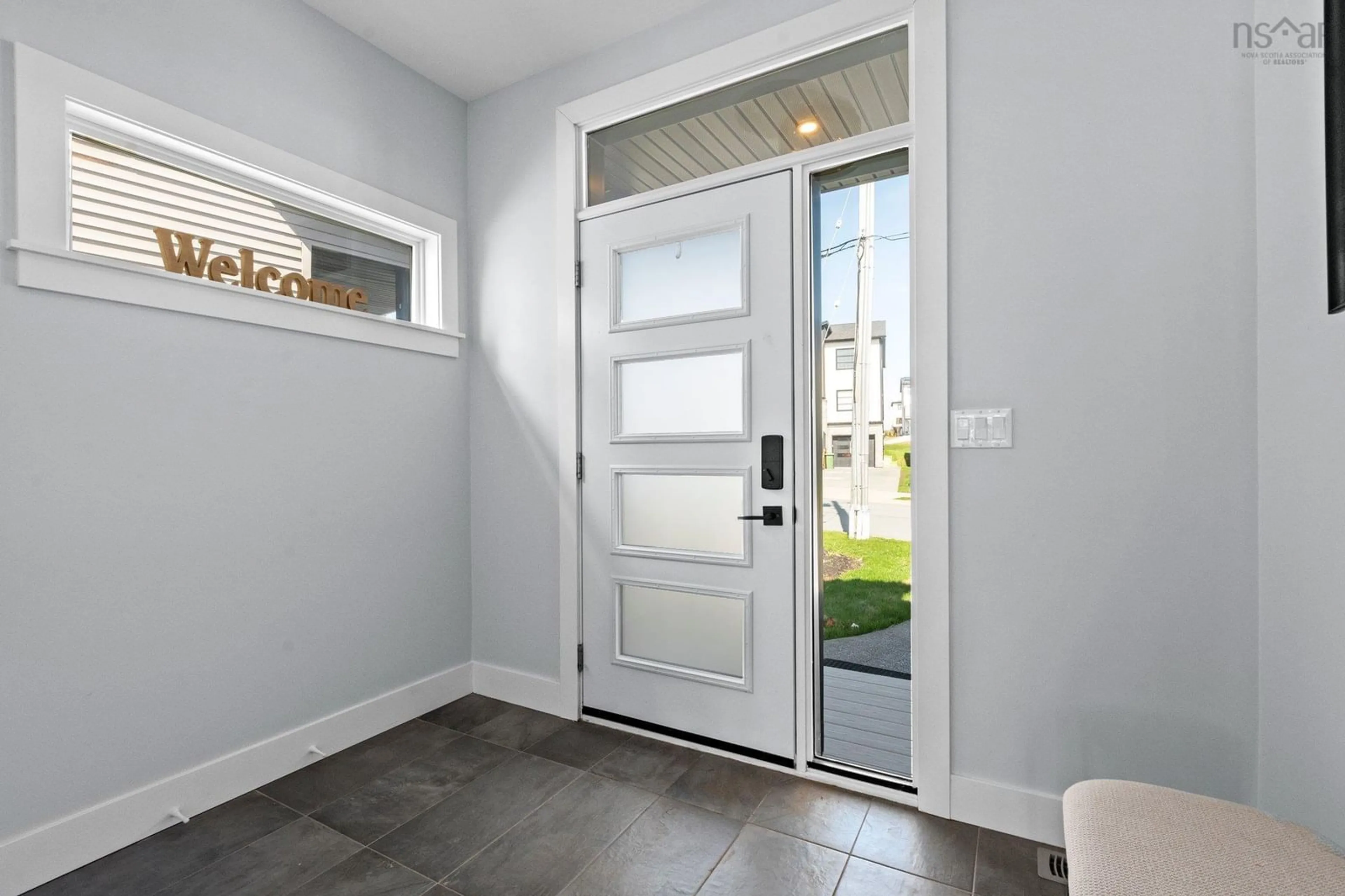 Indoor entryway for 11 Darjeeling Dr, Long Lake Nova Scotia B3P 0J9