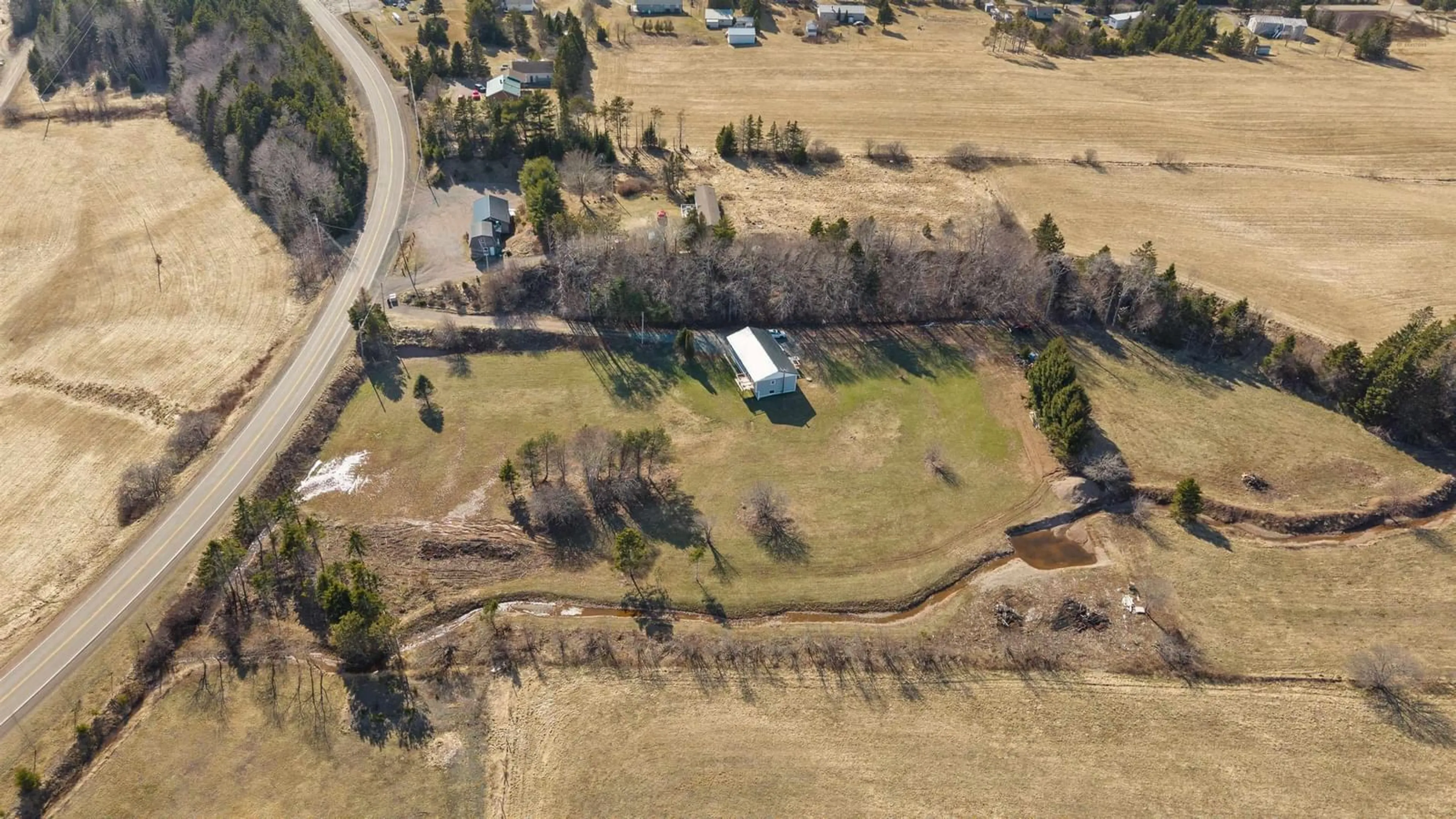 A pic from outside/outdoor area/front of a property/back of a property/a pic from drone, street for 1197 Highway 2, Five Islands Nova Scotia B0M 1K0