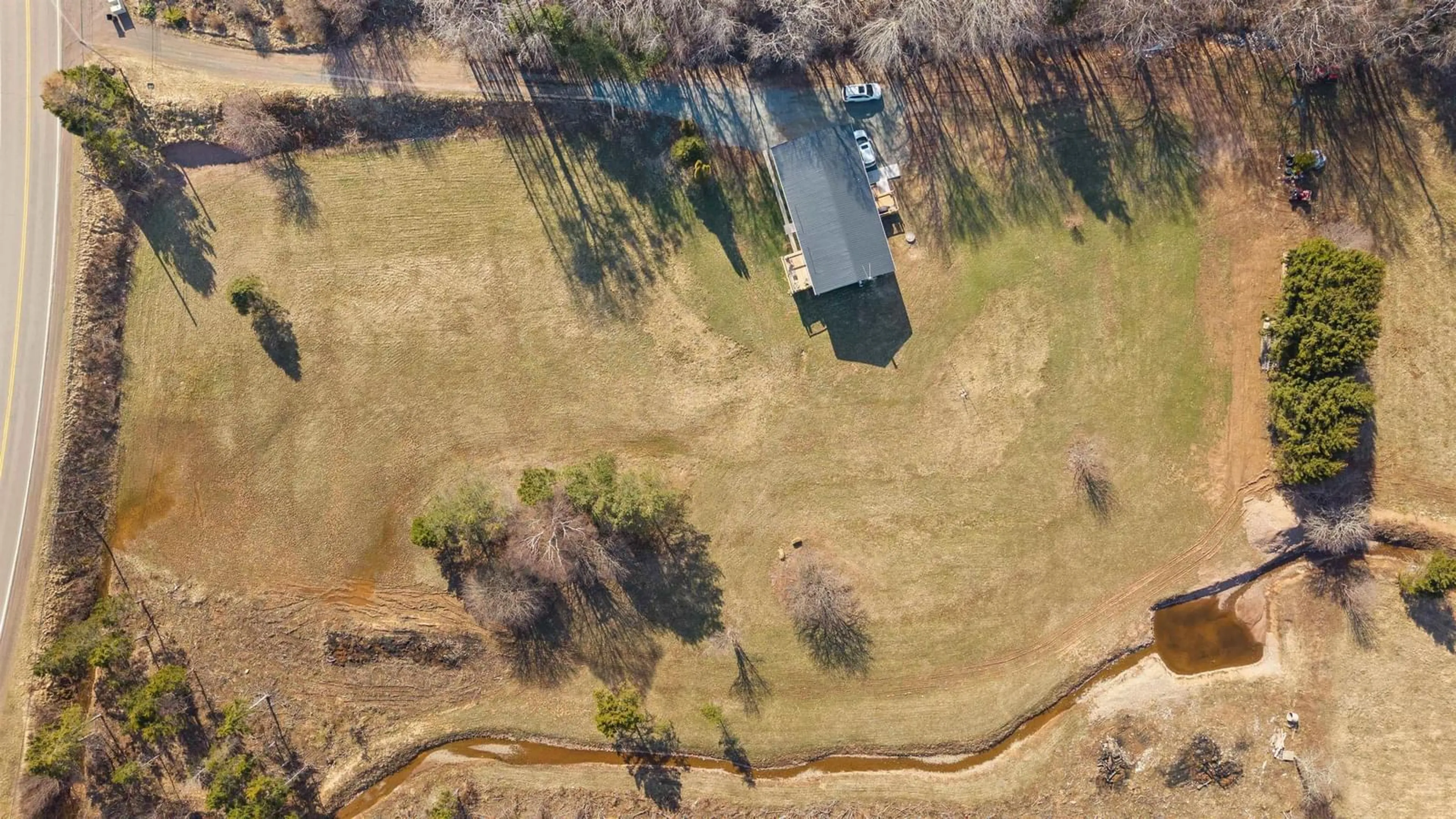 A pic from outside/outdoor area/front of a property/back of a property/a pic from drone, street for 1197 Highway 2, Five Islands Nova Scotia B0M 1K0