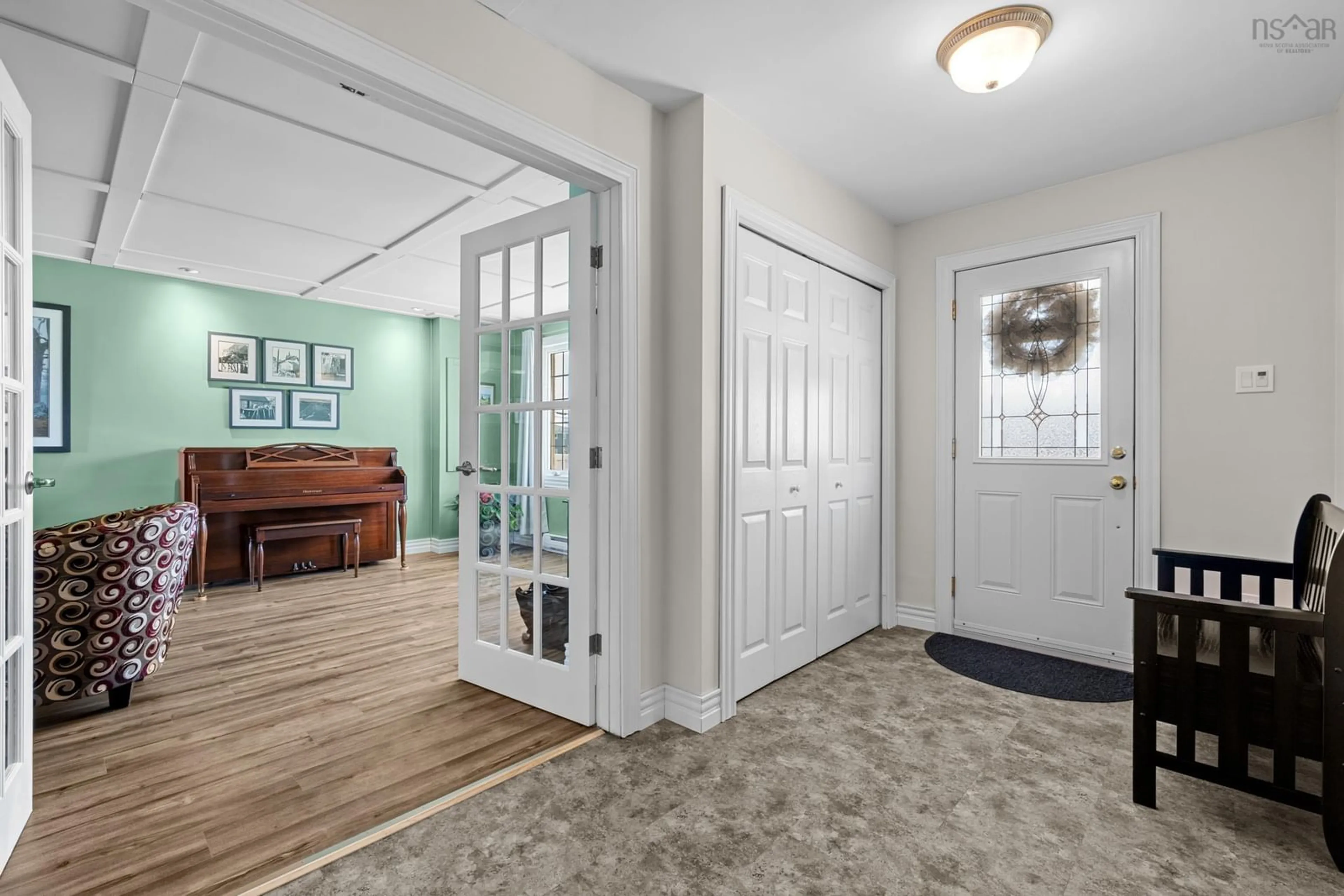Indoor entryway for 59 Stuart Harris Dr, Dartmouth Nova Scotia B2W 3Z4