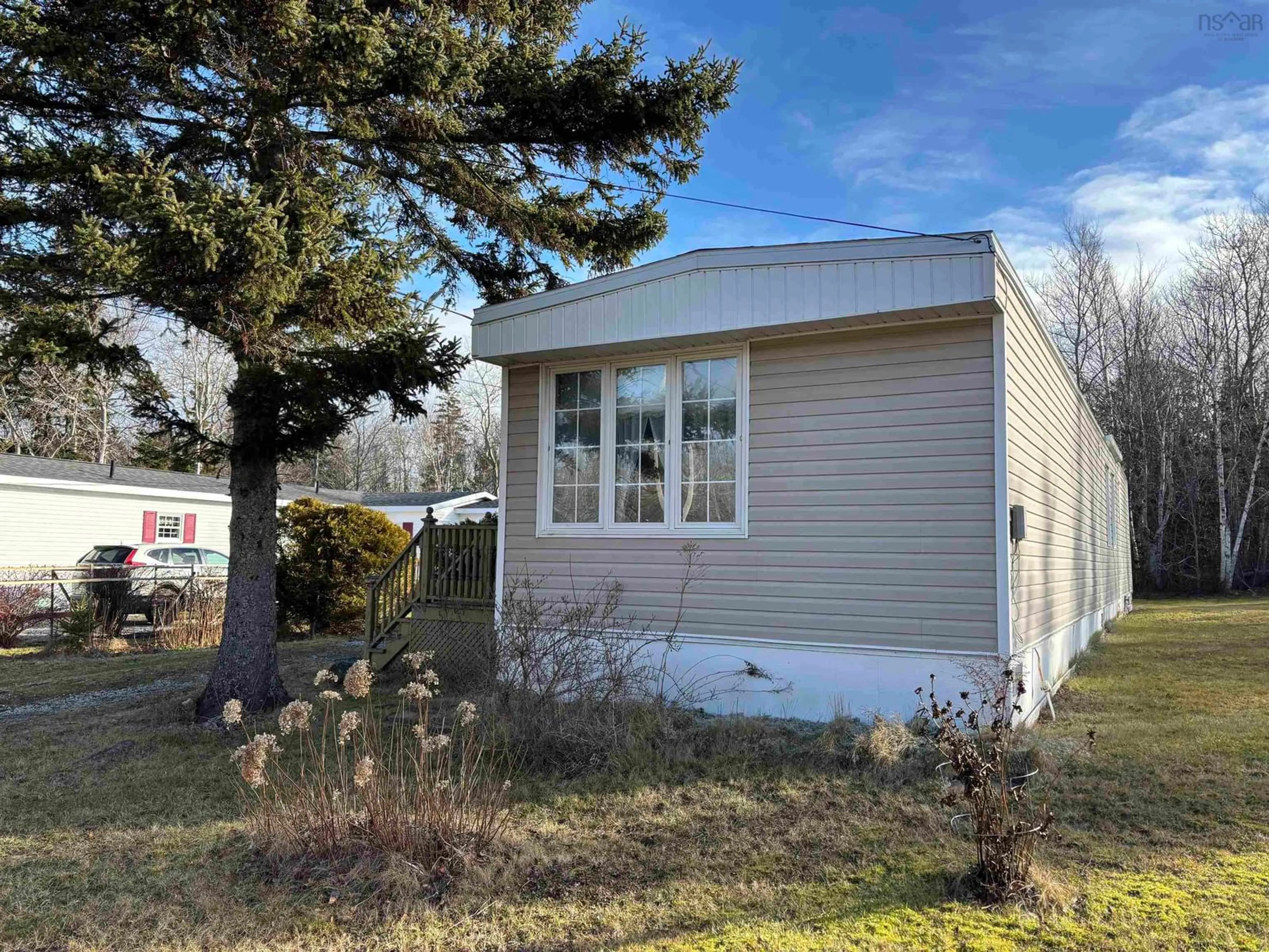 Home with vinyl exterior material, unknown for 53 Bendix Street, Sydney Mines Nova Scotia B1V 3C4
