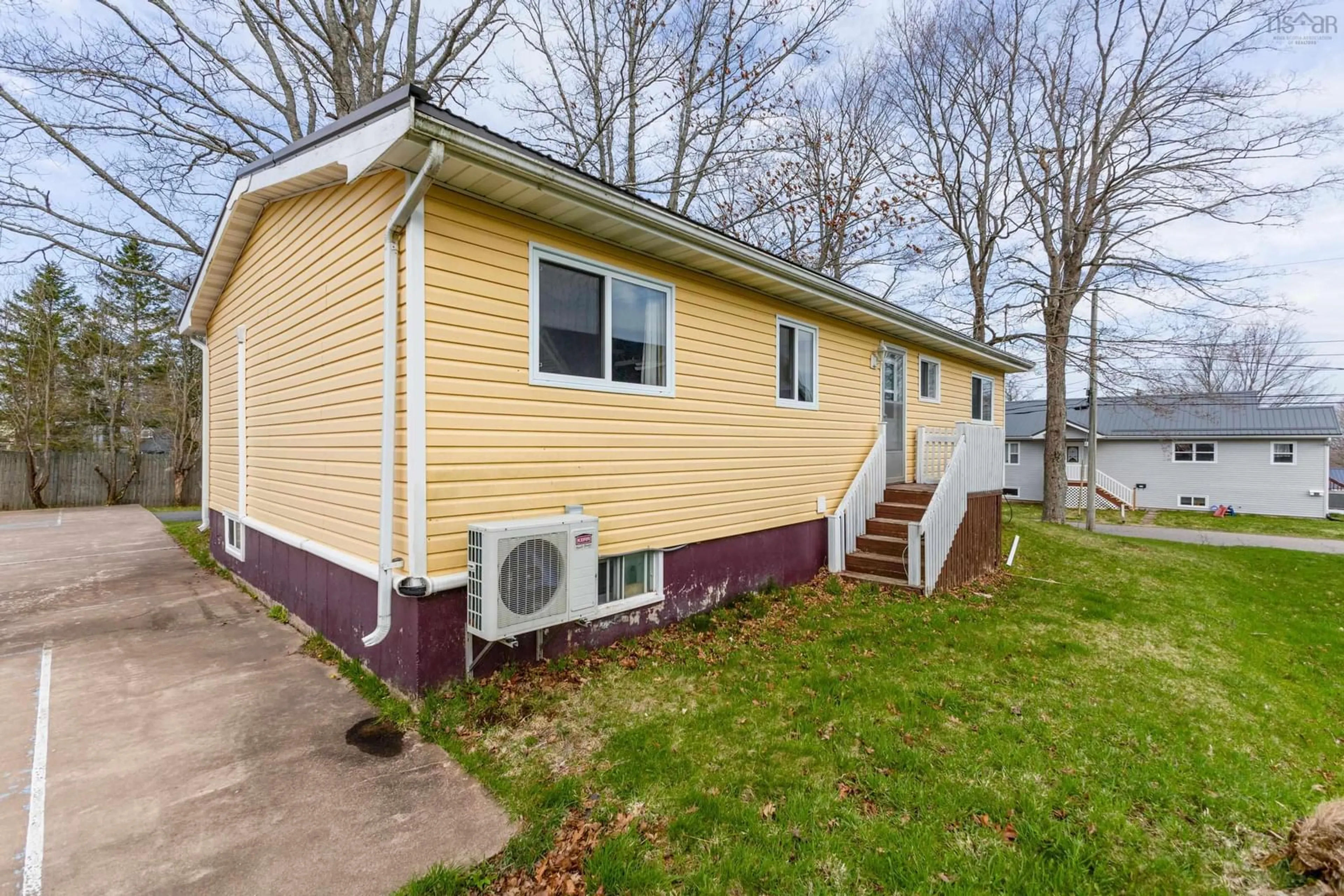 Home with vinyl exterior material, water/lake/river/ocean view for 20 Cook St, Truro Nova Scotia B2N 2E4