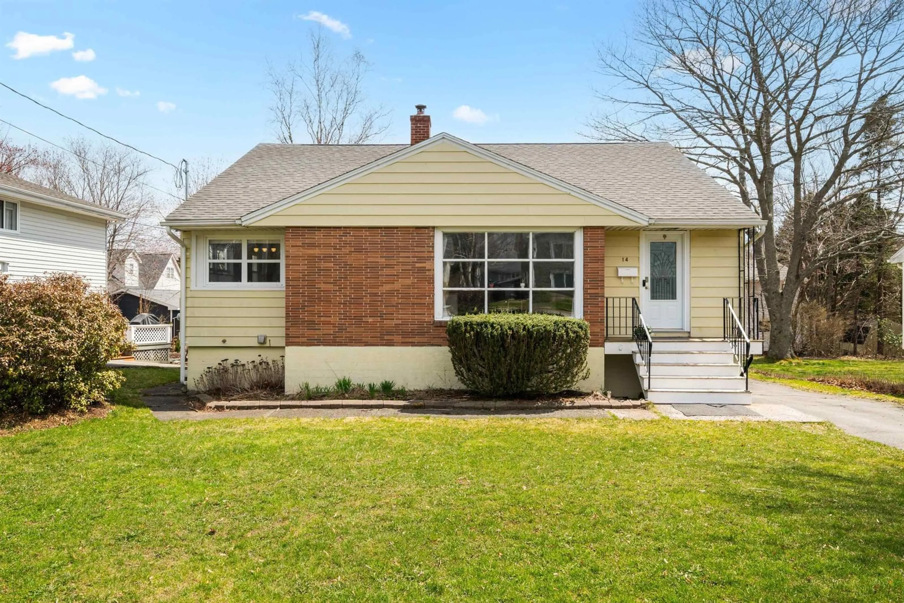 Home with vinyl exterior material, street for 14 Inverness Ave, Halifax Nova Scotia B3P 1X5