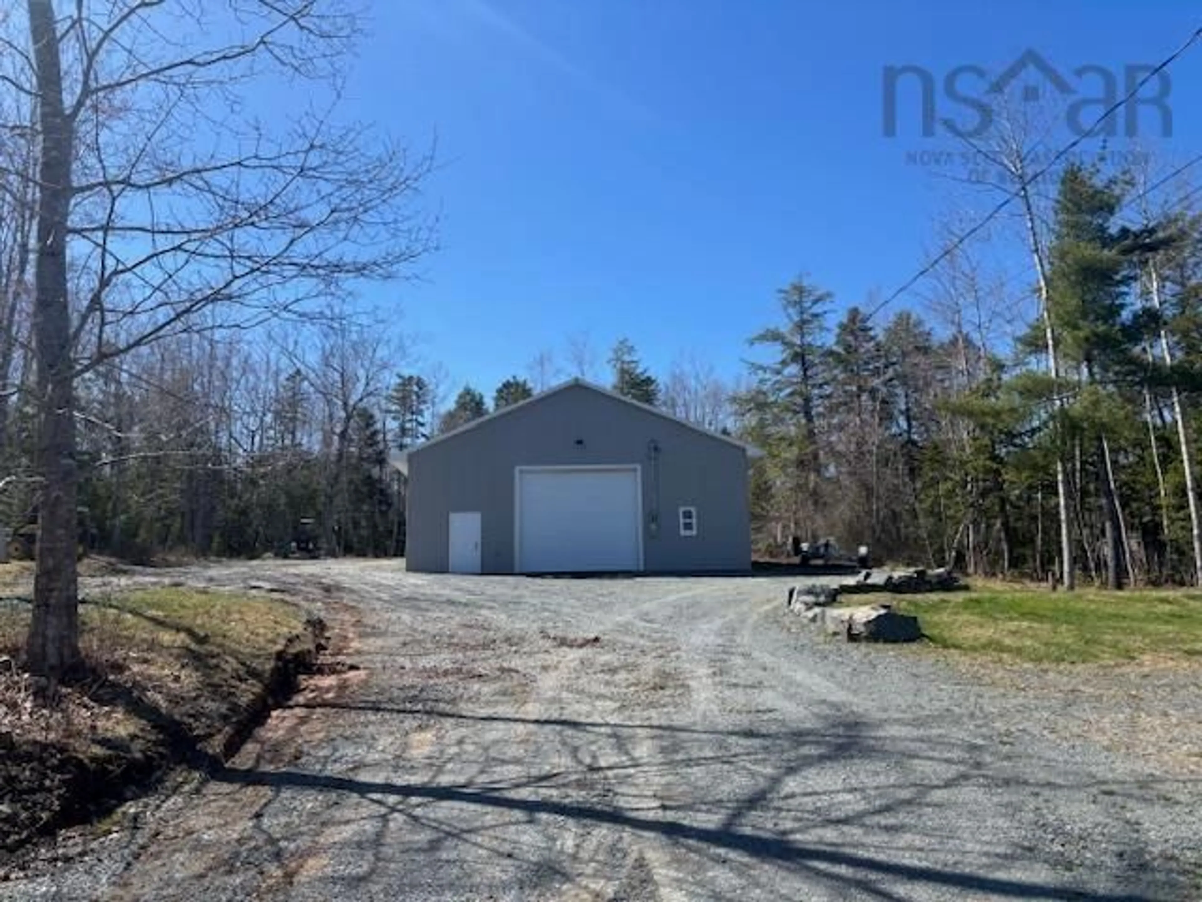 Indoor garage for 12 Jessica Lynn Dr, Enfield Nova Scotia B2T 1H1
