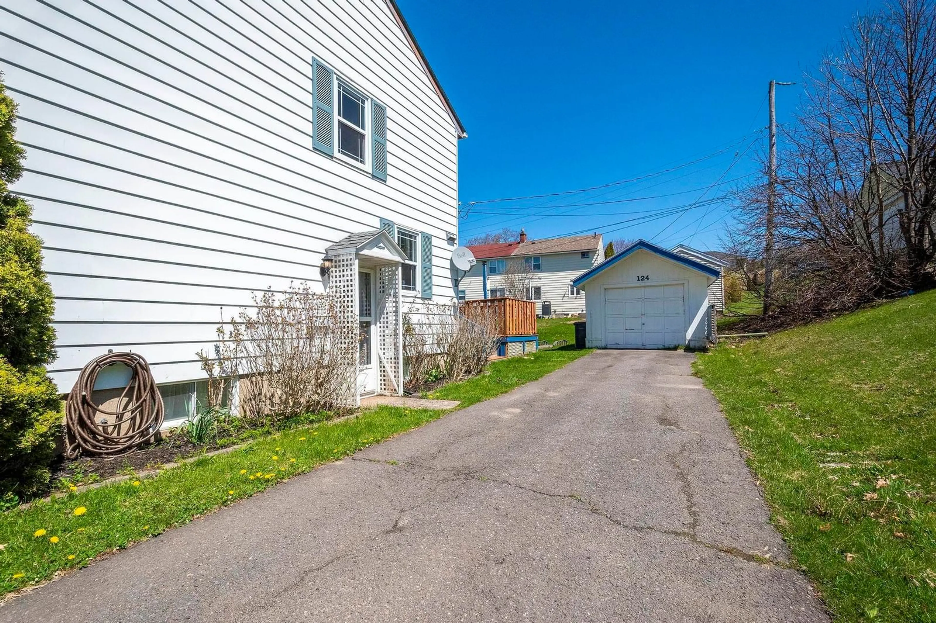 A pic from outside/outdoor area/front of a property/back of a property/a pic from drone, street for 124 Cote De Neige Rd, Cornwallis Nova Scotia B0S 1H0
