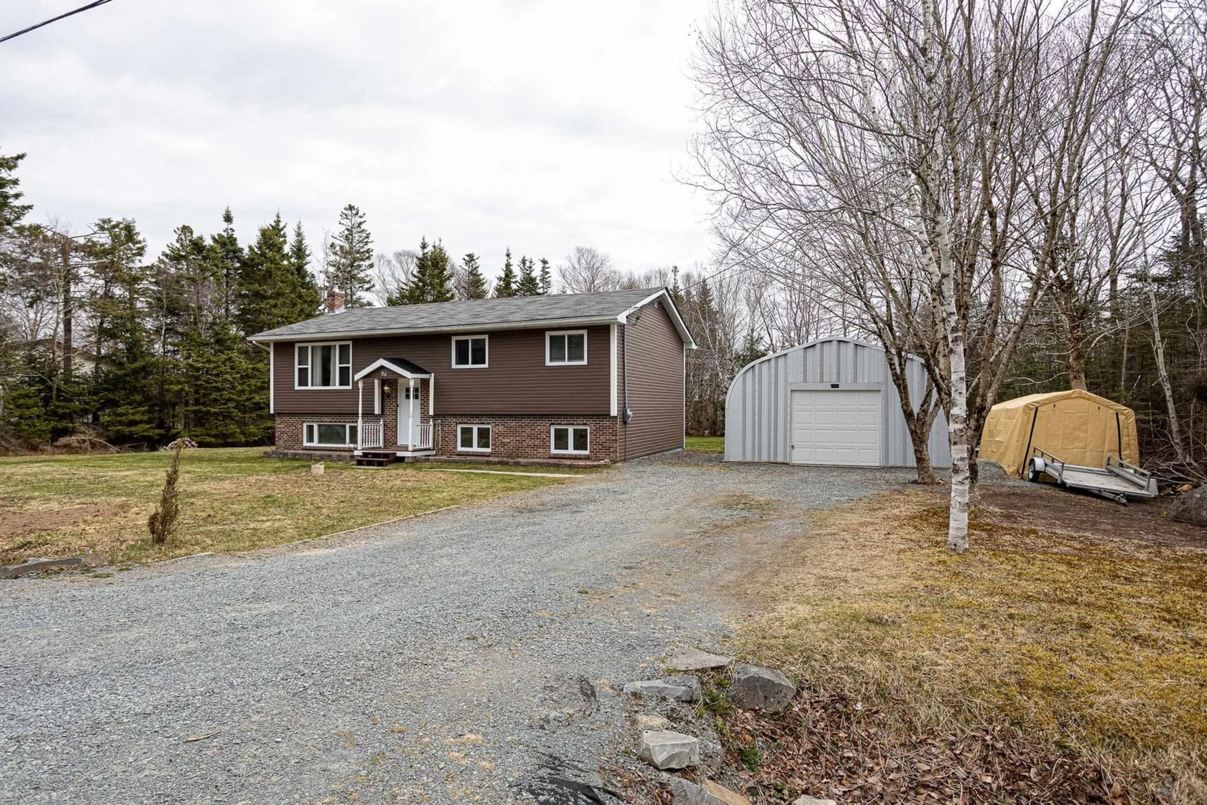 A pic from outside/outdoor area/front of a property/back of a property/a pic from drone, street for 94 Terry Crt, Lake Echo Nova Scotia B3E 1M4