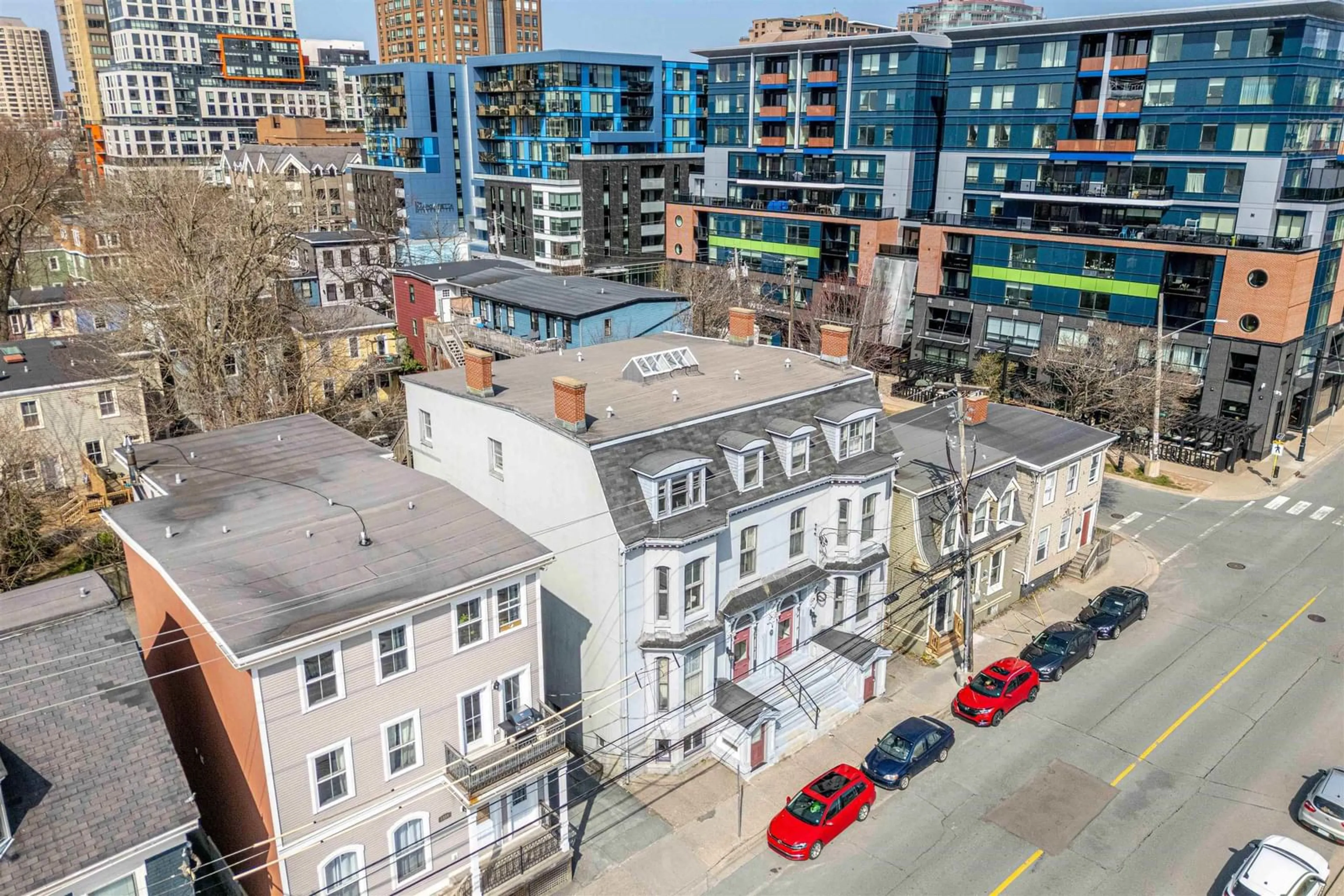 A pic from outside/outdoor area/front of a property/back of a property/a pic from drone, city buildings view from balcony for 1352 Queen St #2, Halifax Nova Scotia B3J 2H5