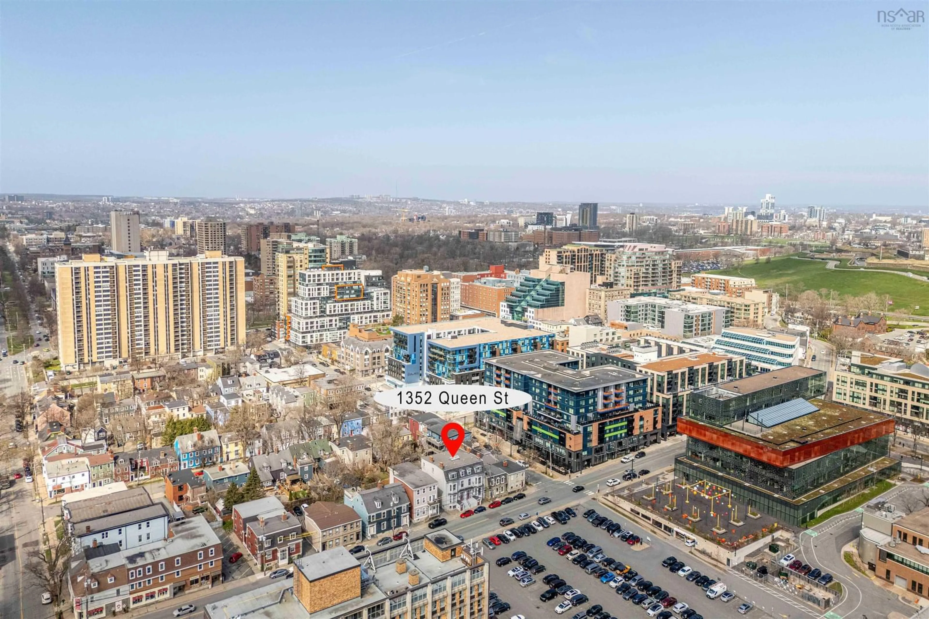 A pic from outside/outdoor area/front of a property/back of a property/a pic from drone, city buildings view from balcony for 1352 Queen St #2, Halifax Nova Scotia B3J 2H5