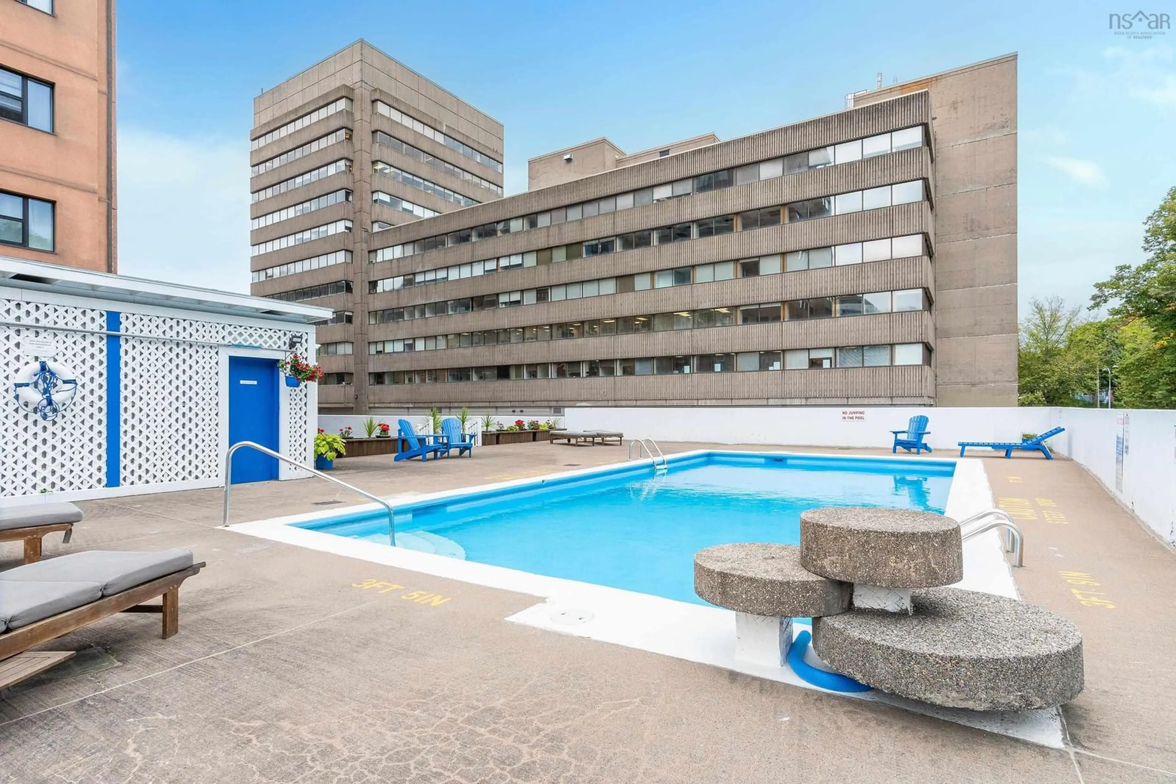 Pool for 5959 Spring Garden Rd #207, Halifax Nova Scotia B3H 1Y5