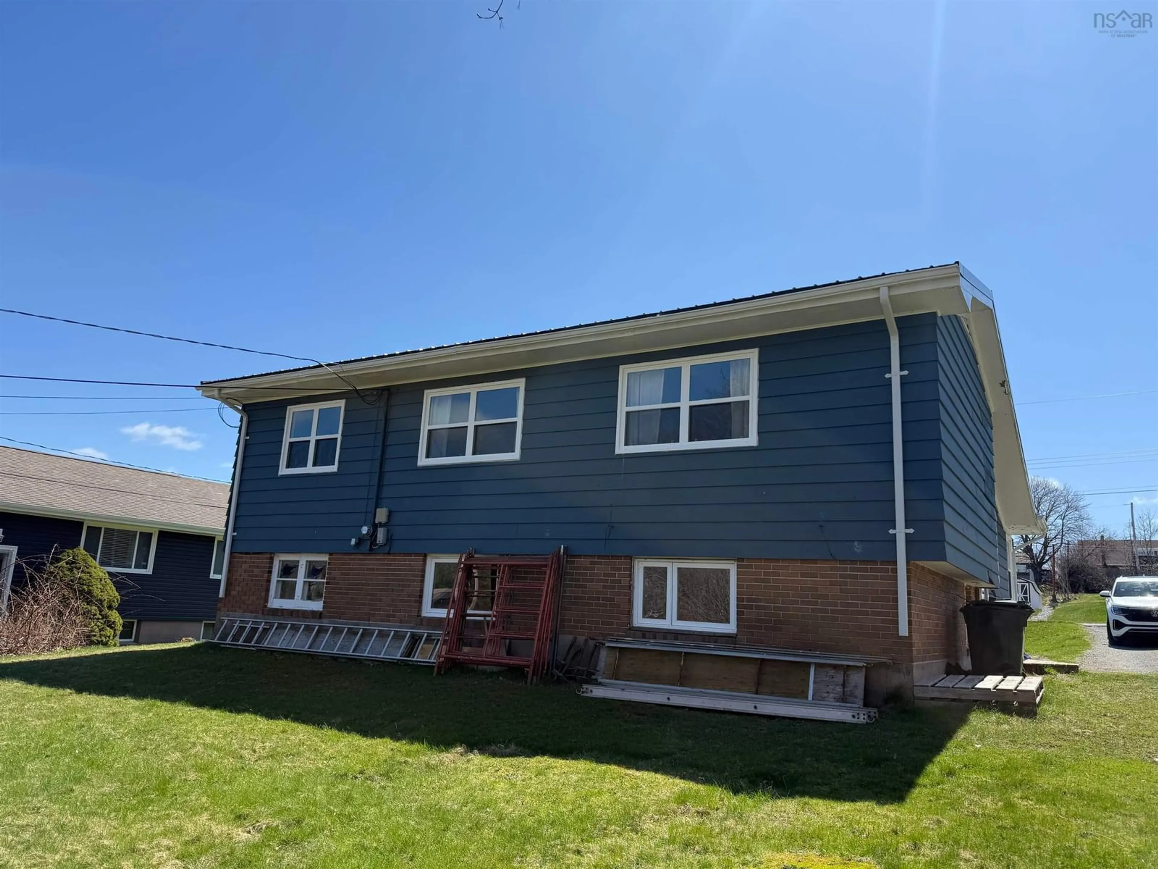 Home with vinyl exterior material, building for 68 Archie St, Antigonish Nova Scotia B2G 1L9
