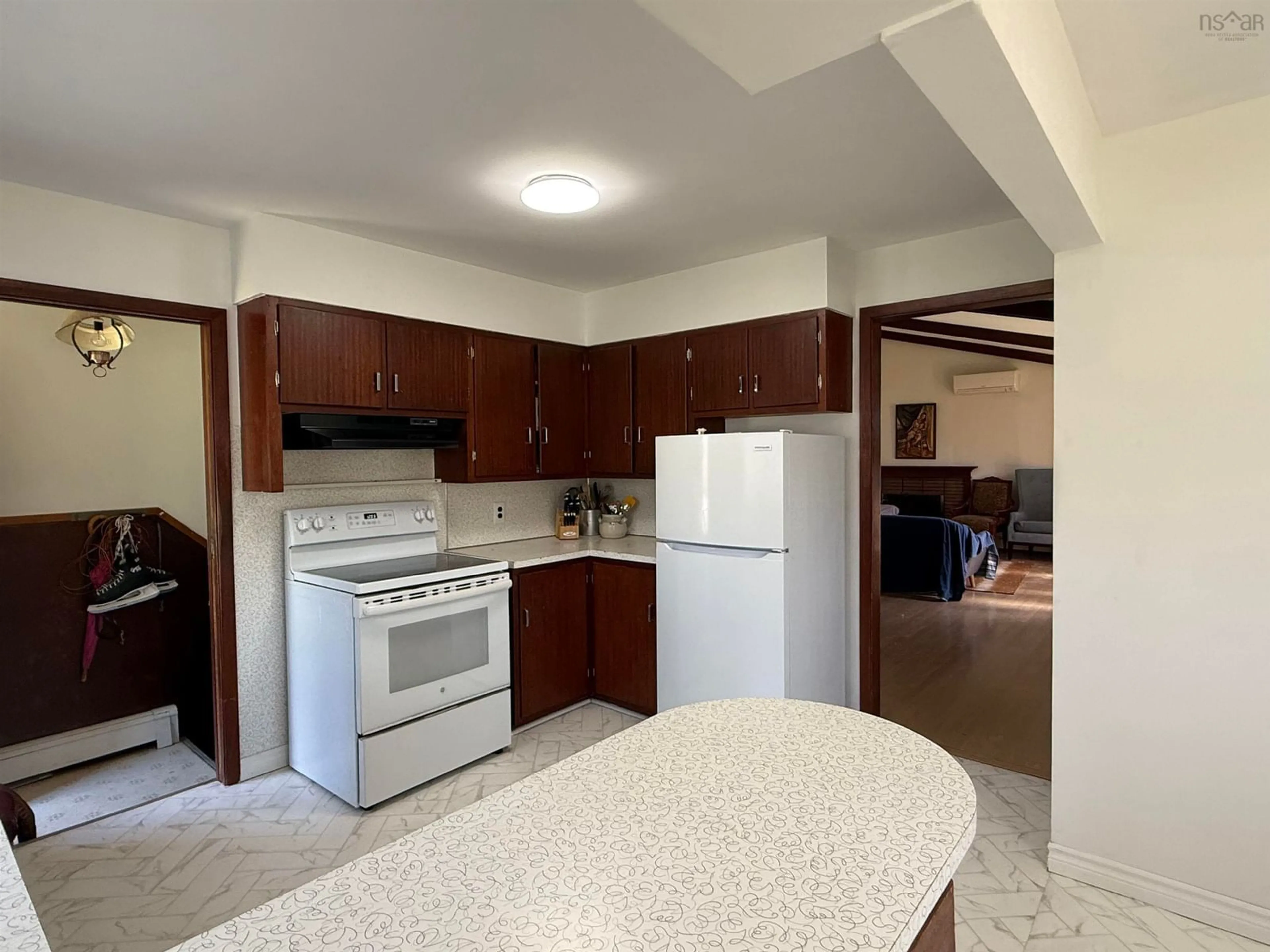 Standard kitchen, unknown for 68 Archie St, Antigonish Nova Scotia B2G 1L9