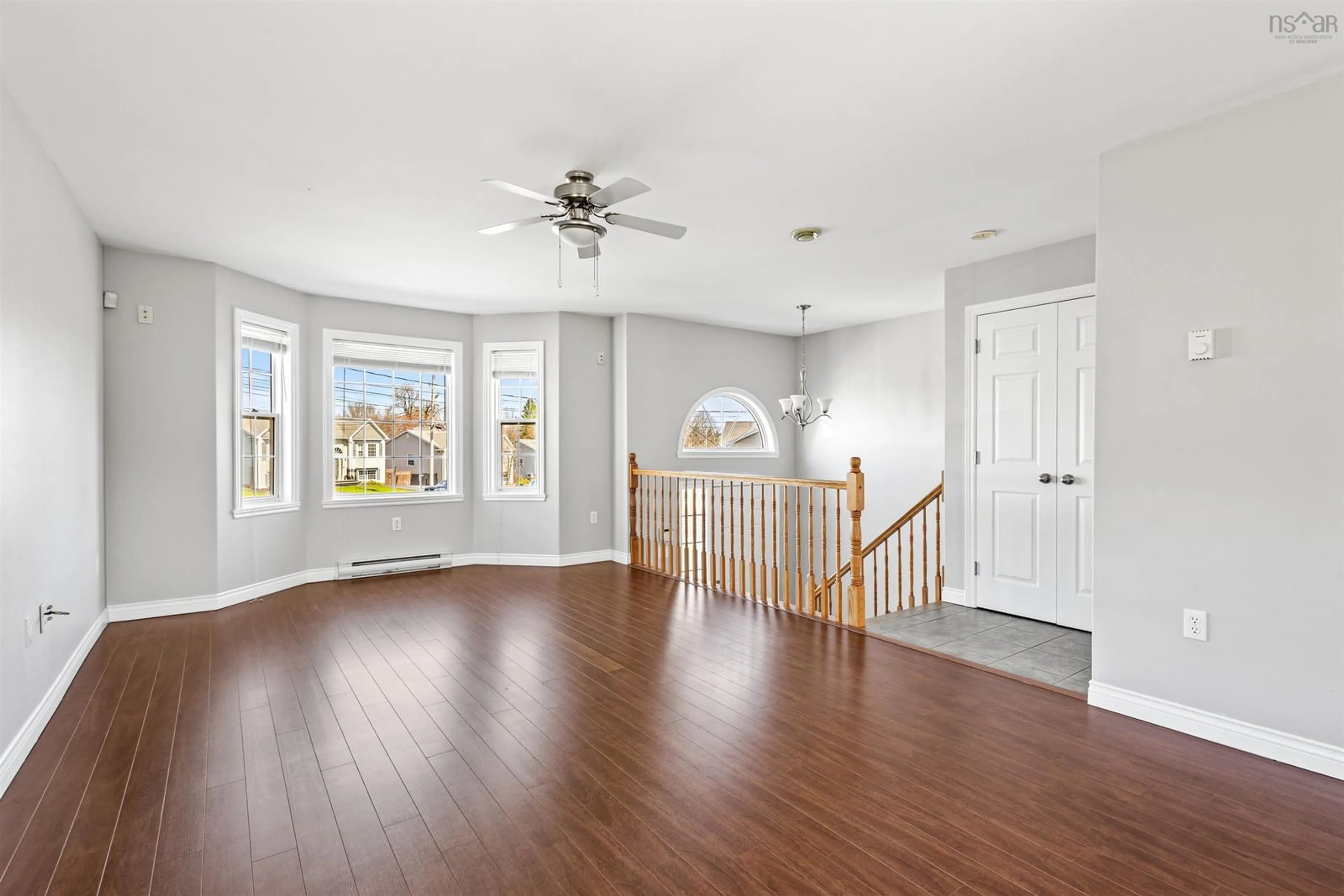 Unknown for 32 Grayson Crt, Lower Sackville Nova Scotia B4C 0A8