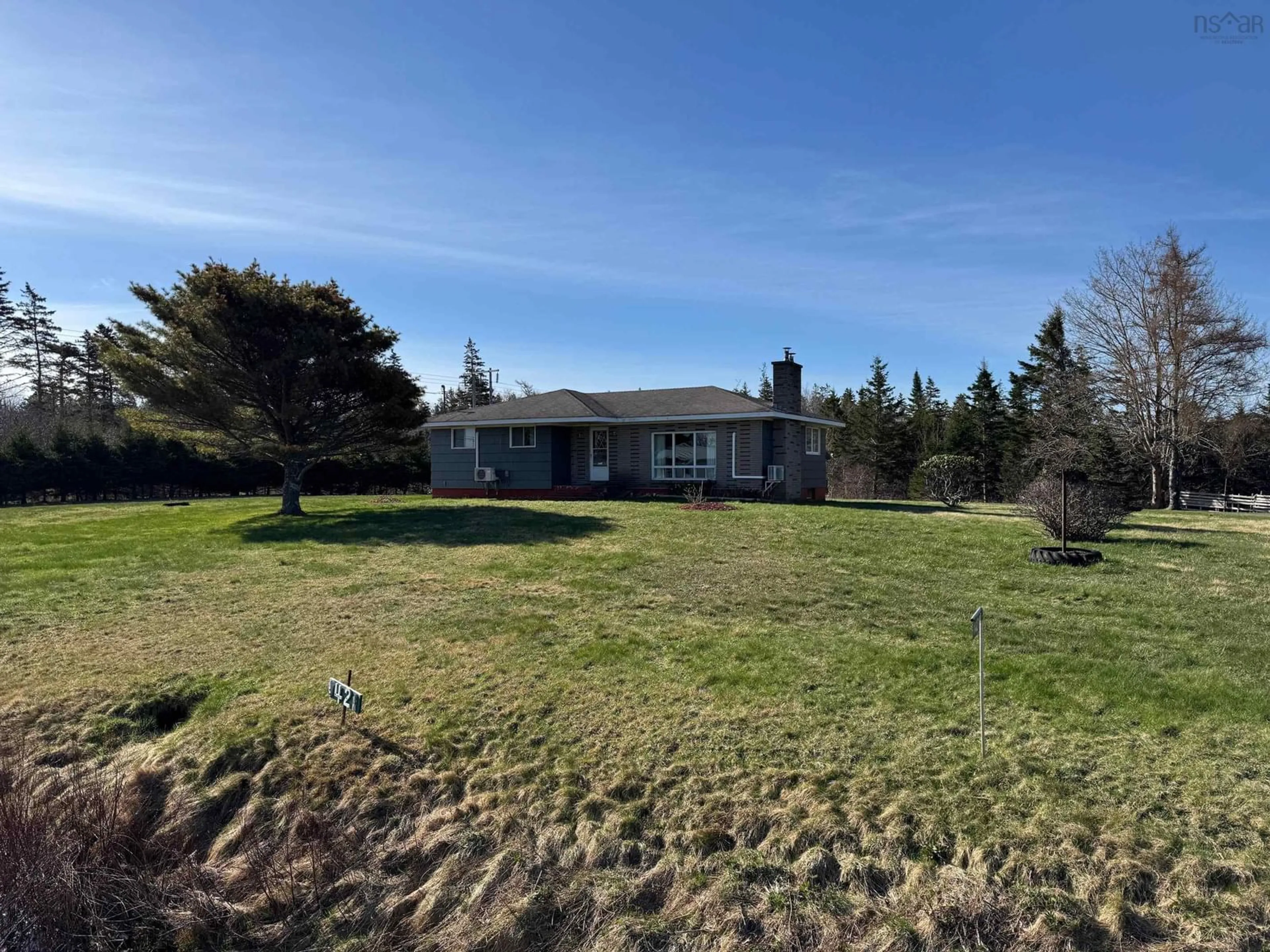 A pic from outside/outdoor area/front of a property/back of a property/a pic from drone, unknown for 1421 Greenville Rd, Hebron Nova Scotia B5A 5H8