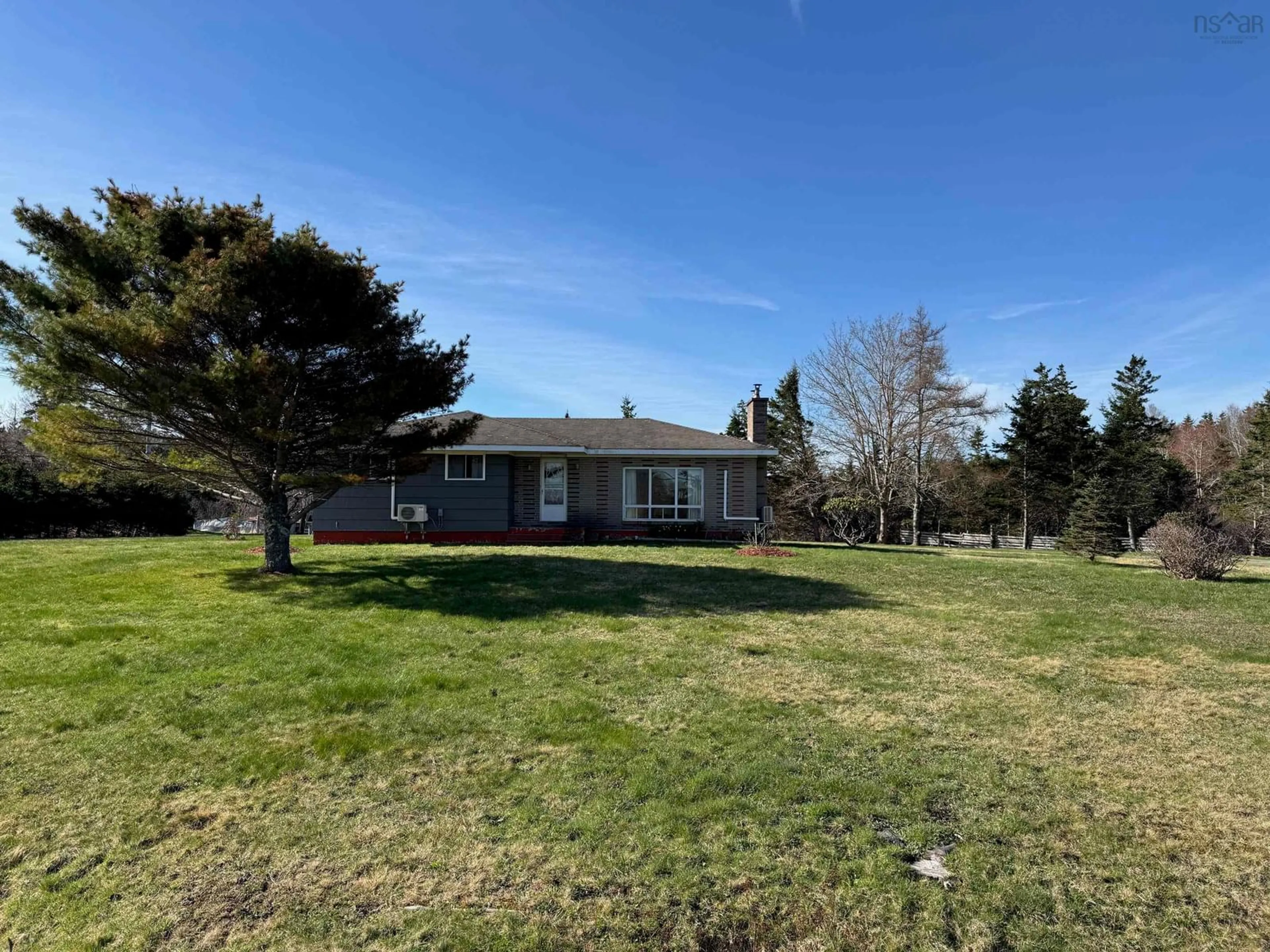 A pic from outside/outdoor area/front of a property/back of a property/a pic from drone, unknown for 1421 Greenville Rd, Hebron Nova Scotia B5A 5H8