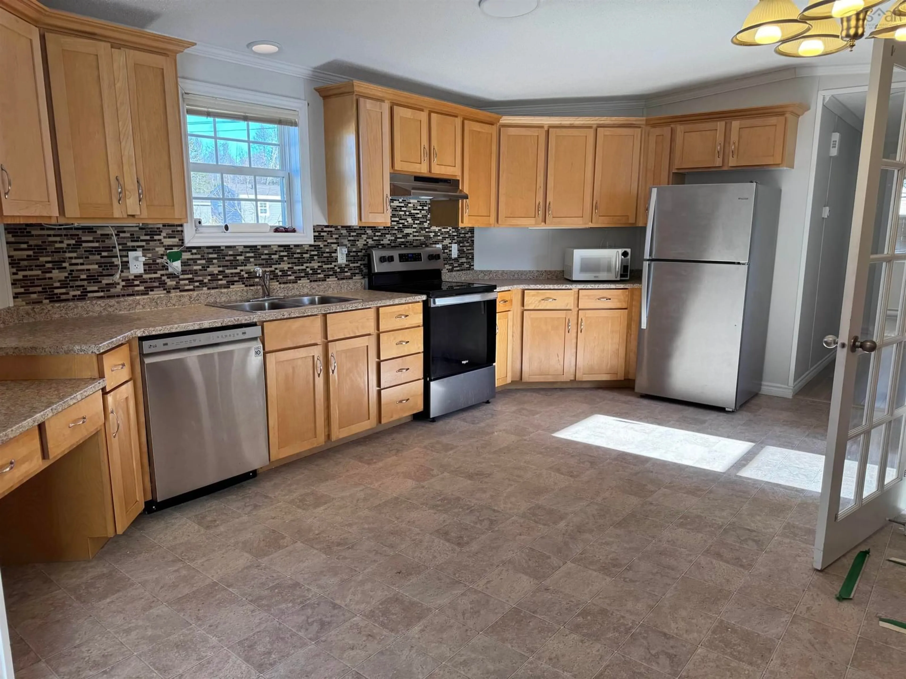 Standard kitchen, ceramic/tile floor for 5 Joseph Dr, Bible Hill Nova Scotia B2N 0G3