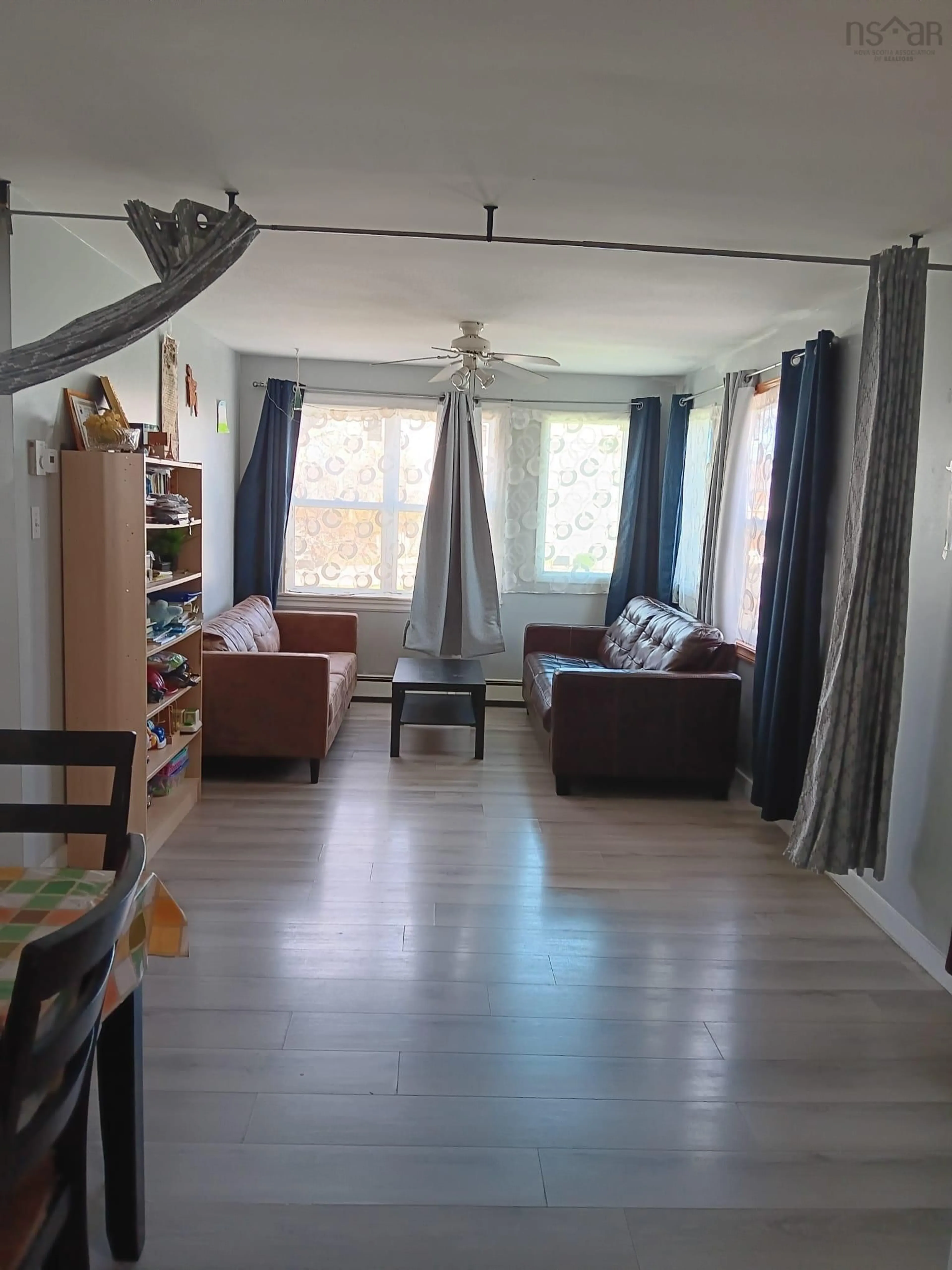 A pic of a room for 6 Jackson Rd, Dartmouth Nova Scotia B3A 4A3