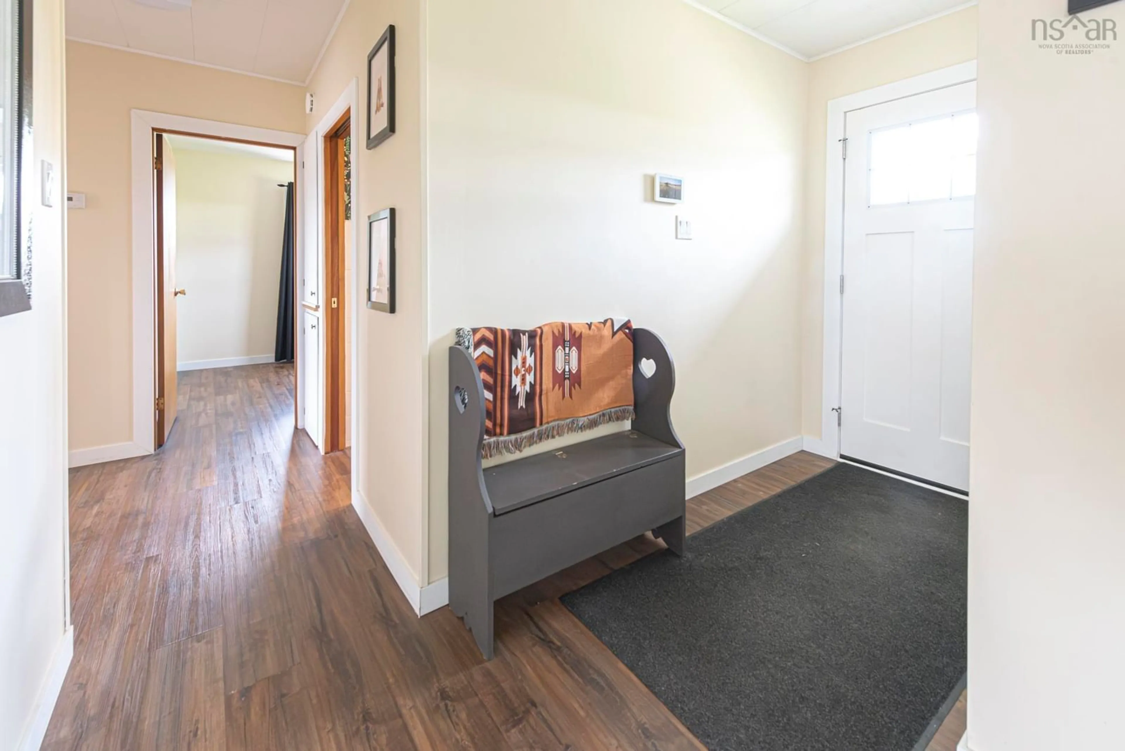 Indoor entryway for 5322 Highway 4, Alma Nova Scotia B0K 2A0