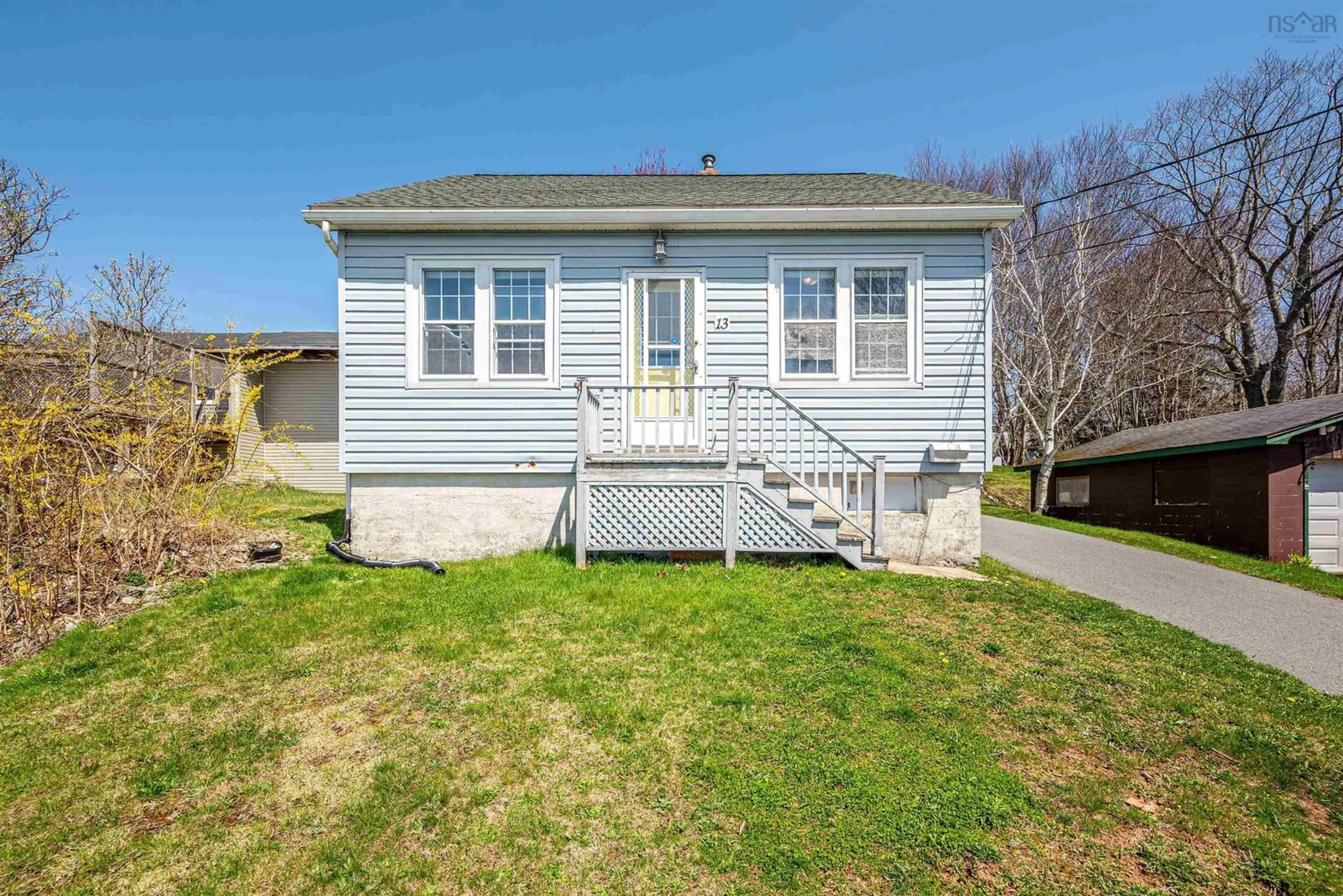 Unknown for 13 Mackenzie St, Dartmouth Nova Scotia B2W 1B1