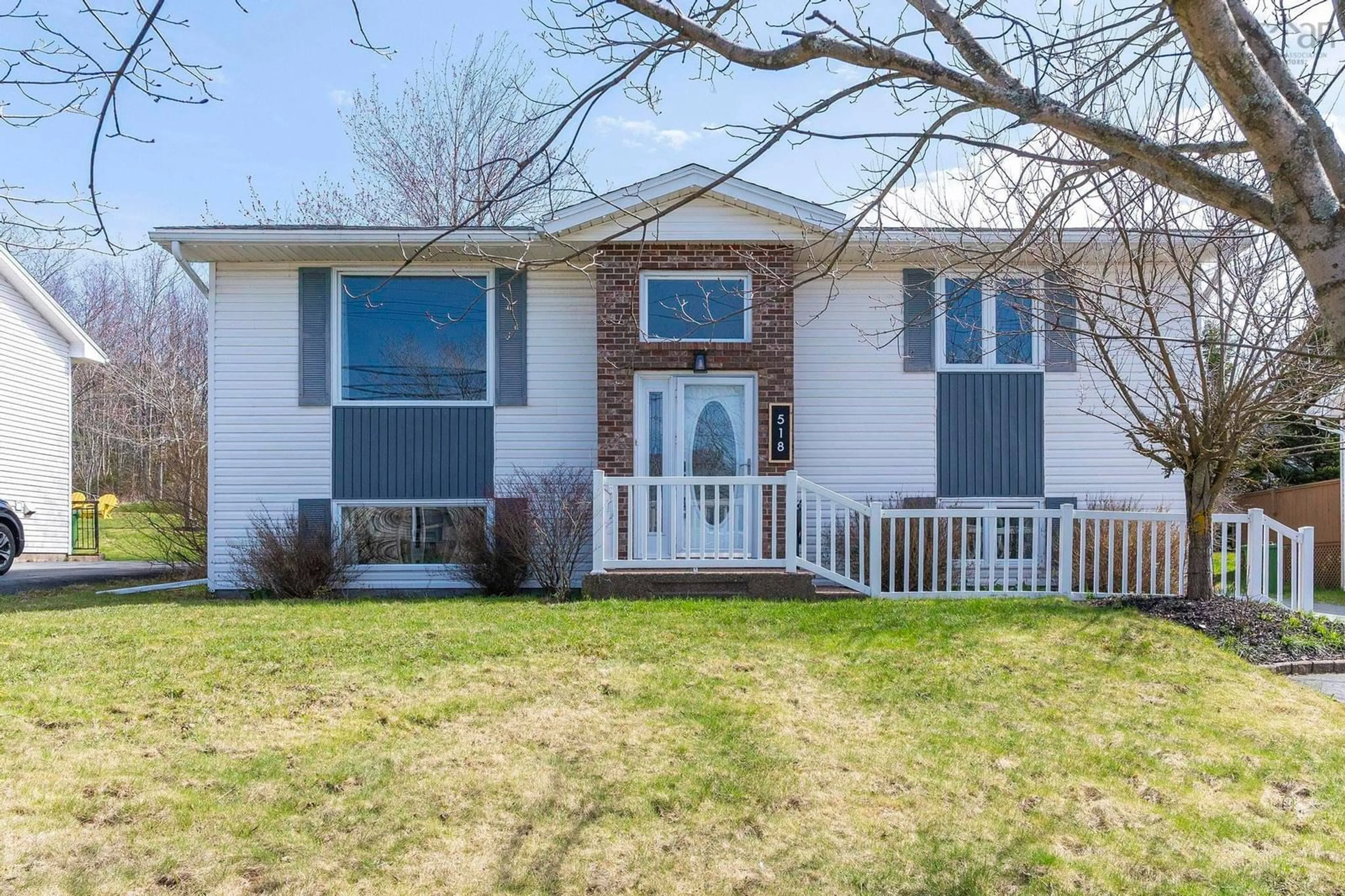 Home with vinyl exterior material, street for 518 Caldwell Rd, Cole Harbour Nova Scotia B2V 1A6