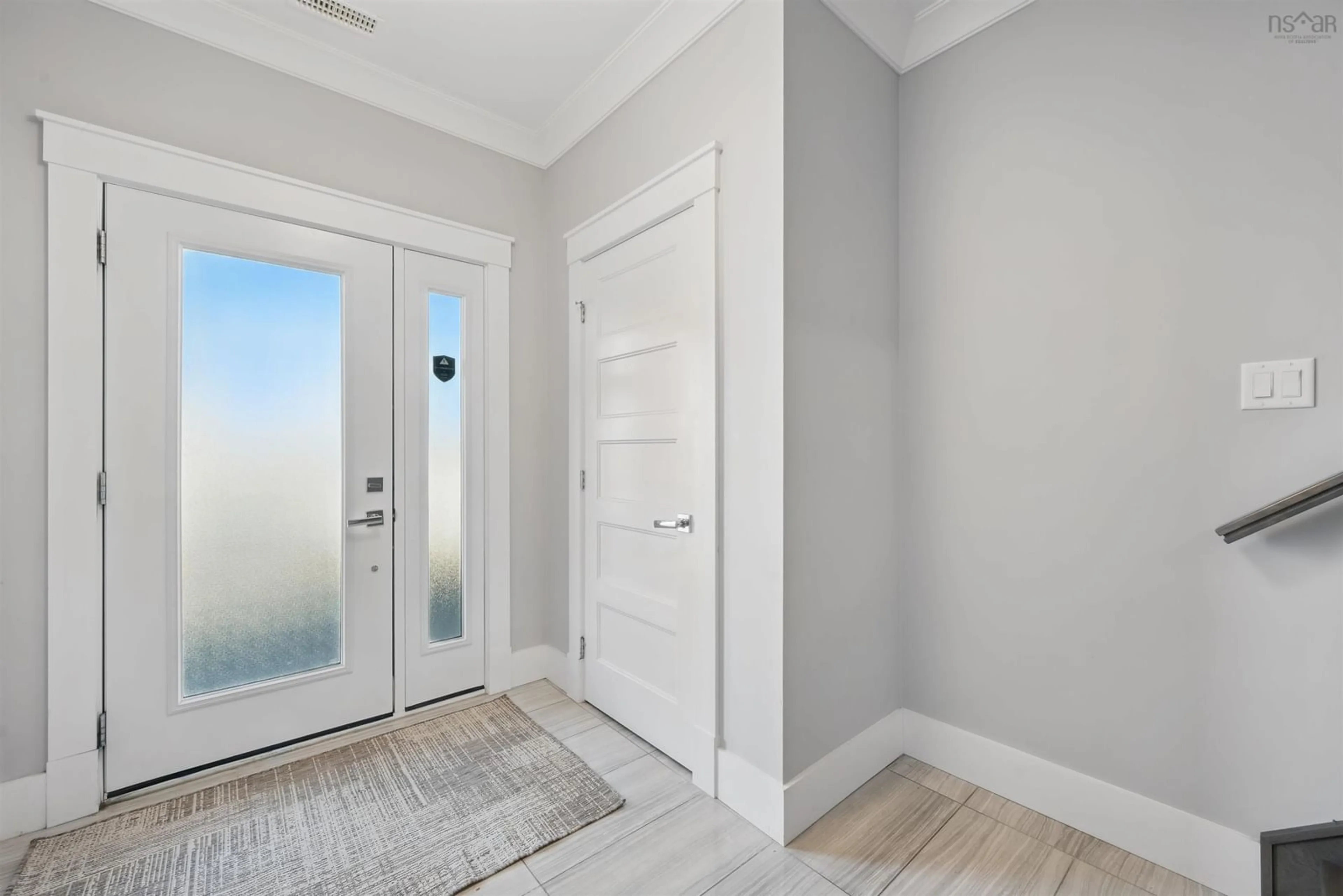 Indoor entryway for 127 Tilbury Ave, Bedford Nova Scotia B4B 0X9