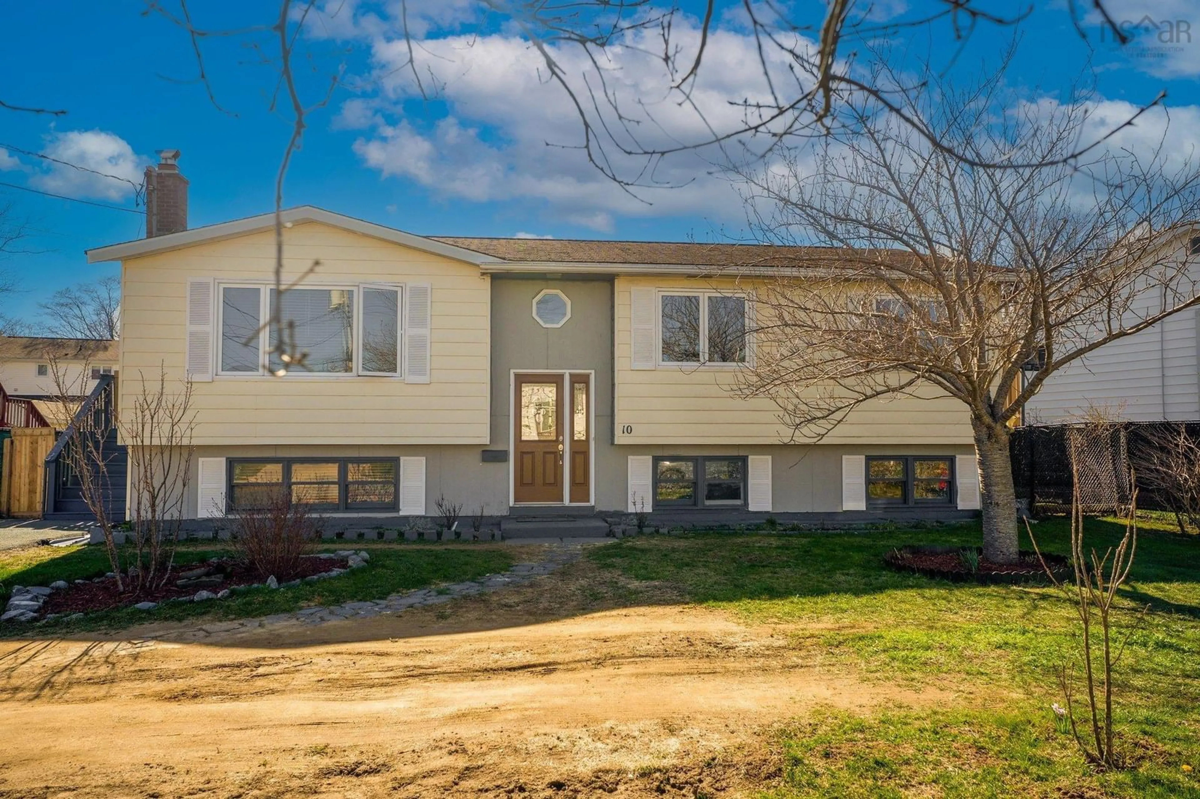 Home with vinyl exterior material, unknown for 10 Cranberry C Cres, Dartmouth Nova Scotia B2W 5A1