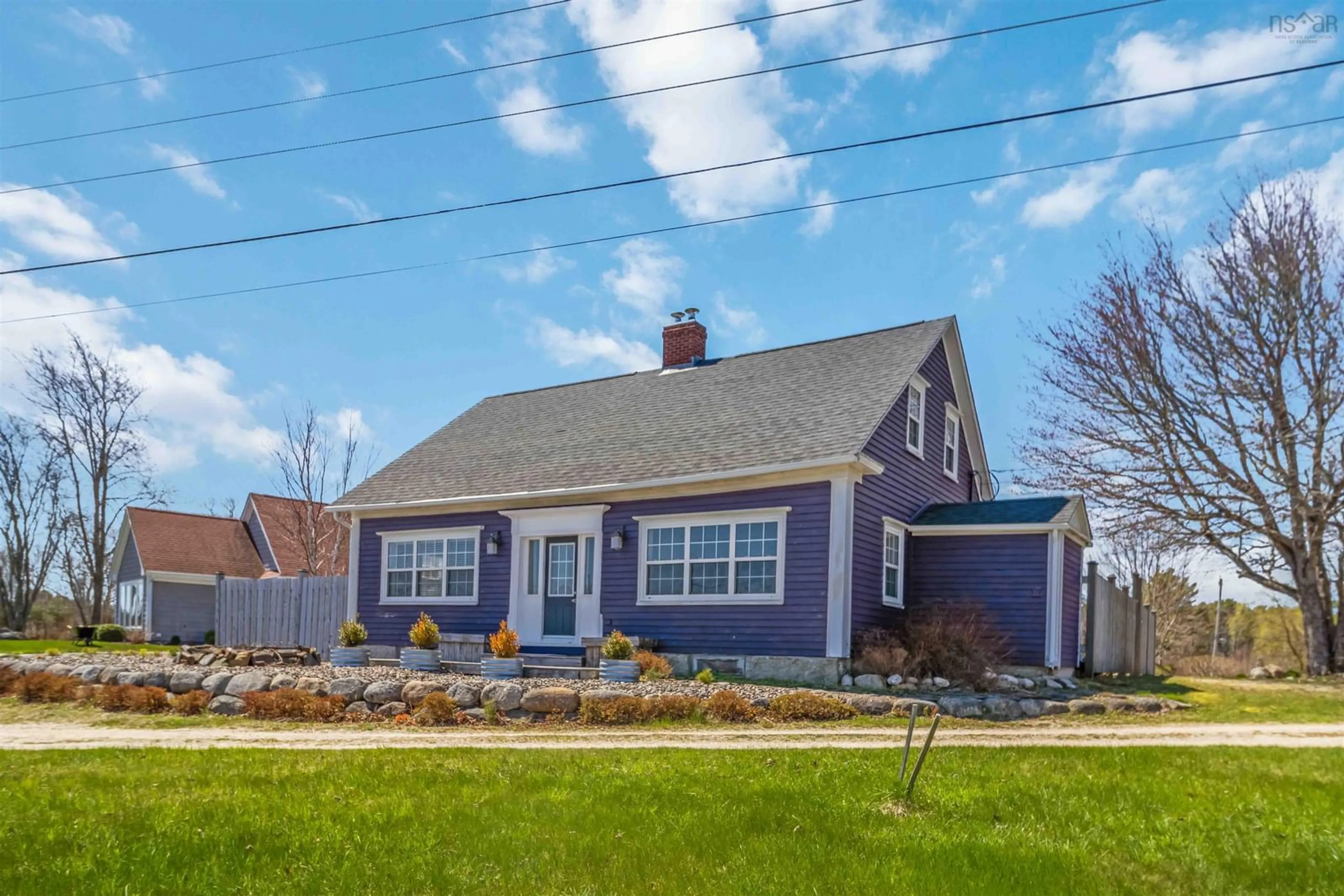 Home with vinyl exterior material, street for 286 Silver Point Rd, Martins River Nova Scotia B0J 3E0