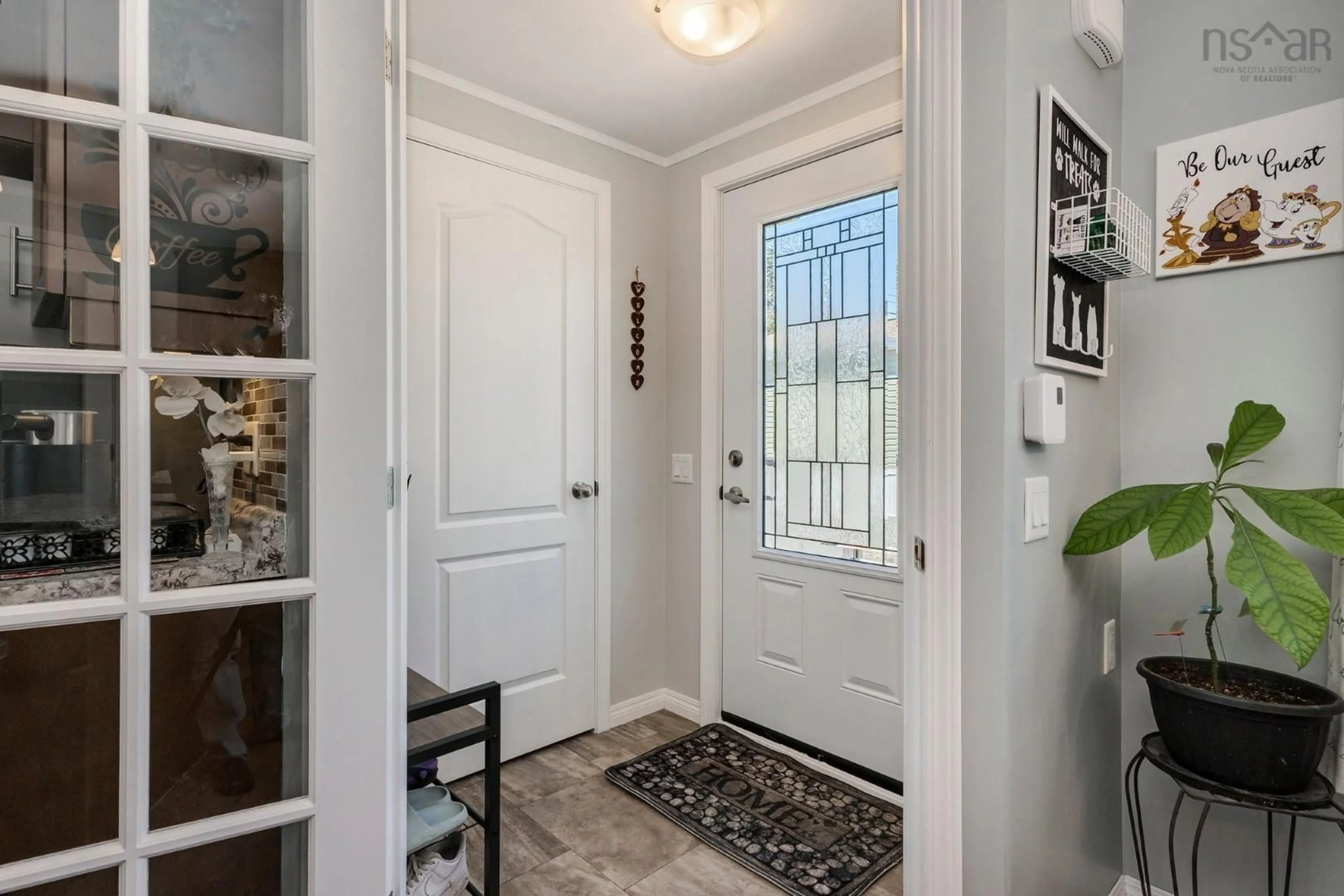 Indoor entryway for 4 Timbertrail Lane, Lucasville Nova Scotia B4B 0S4