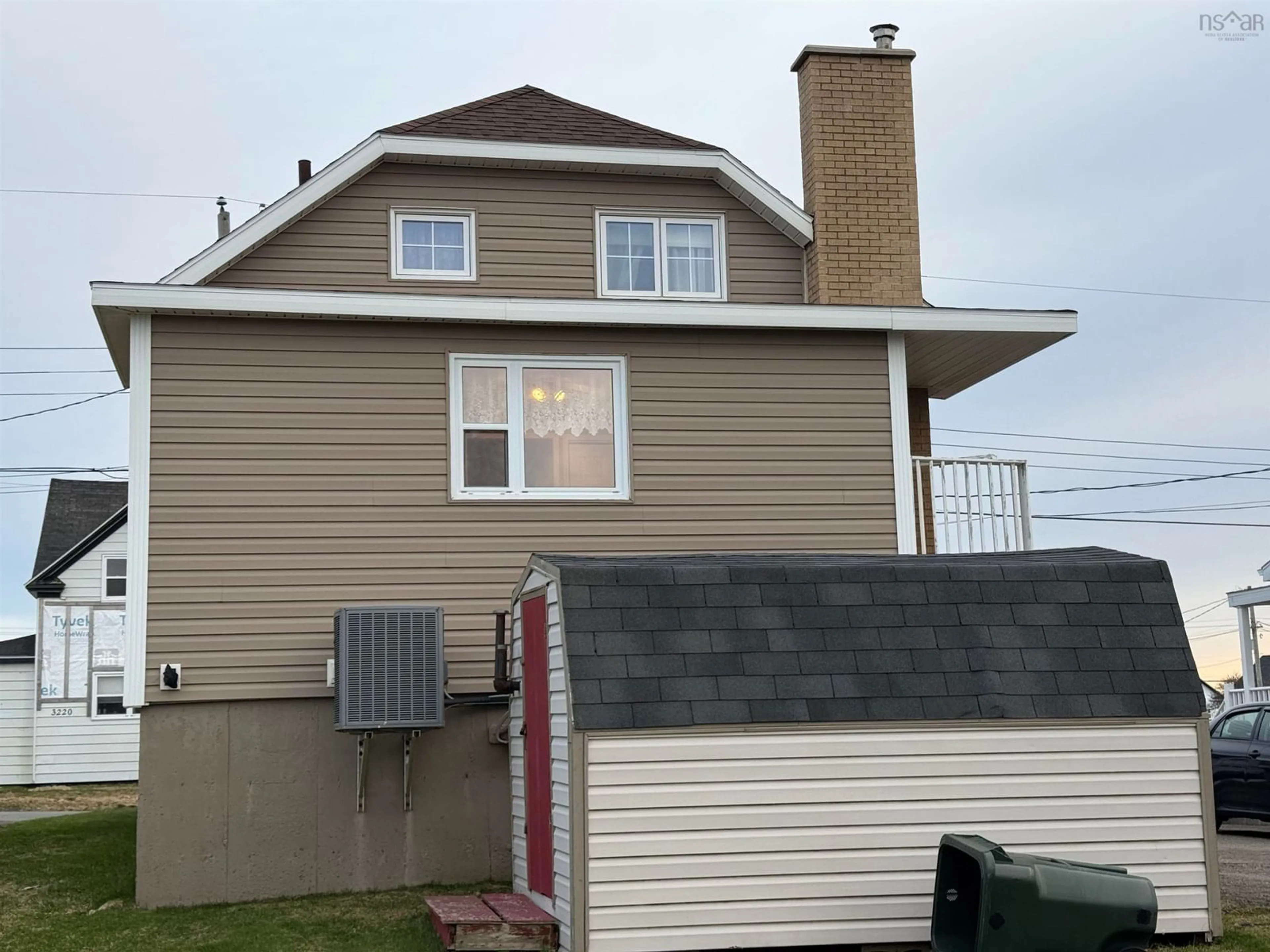 Home with vinyl exterior material, building for 3221 Ledrew Ave, New Waterford Nova Scotia B1H 2N5