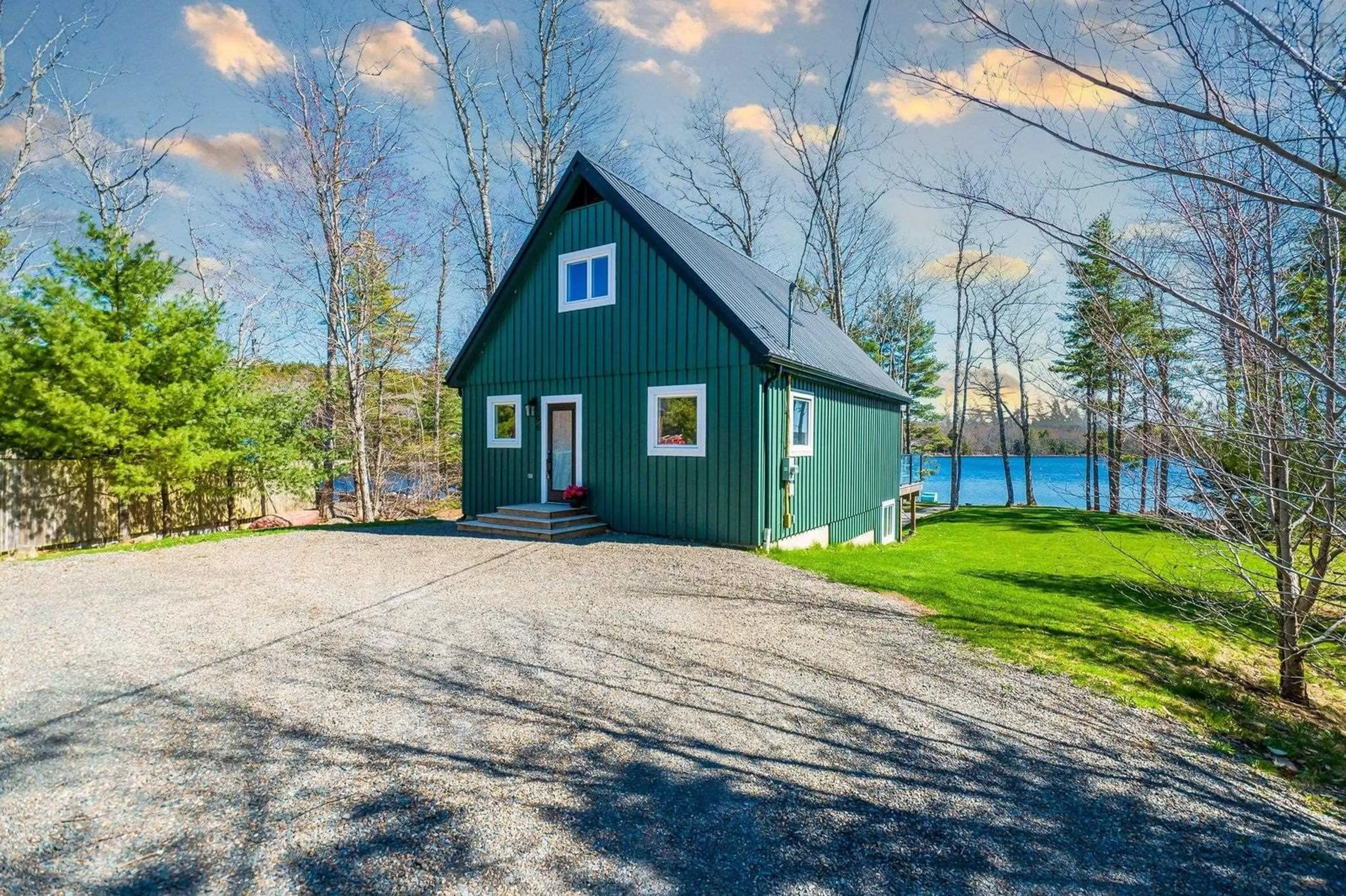 Shed for 96 Canyon Point, Falls Lake Nova Scotia B0N 2T0