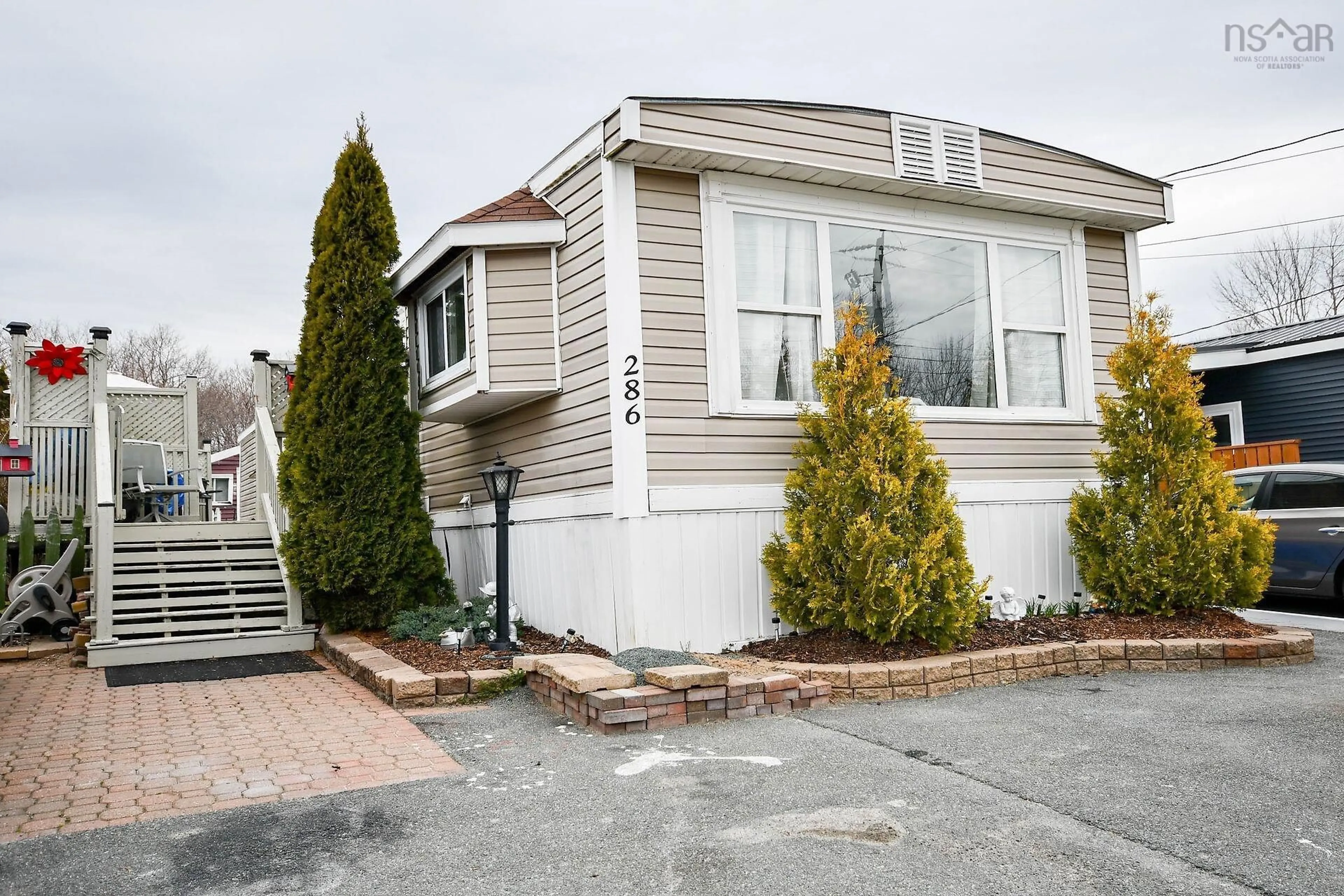 Home with vinyl exterior material, street for 286 Parklane Dr, Lower Sackville Nova Scotia B4C 2X5