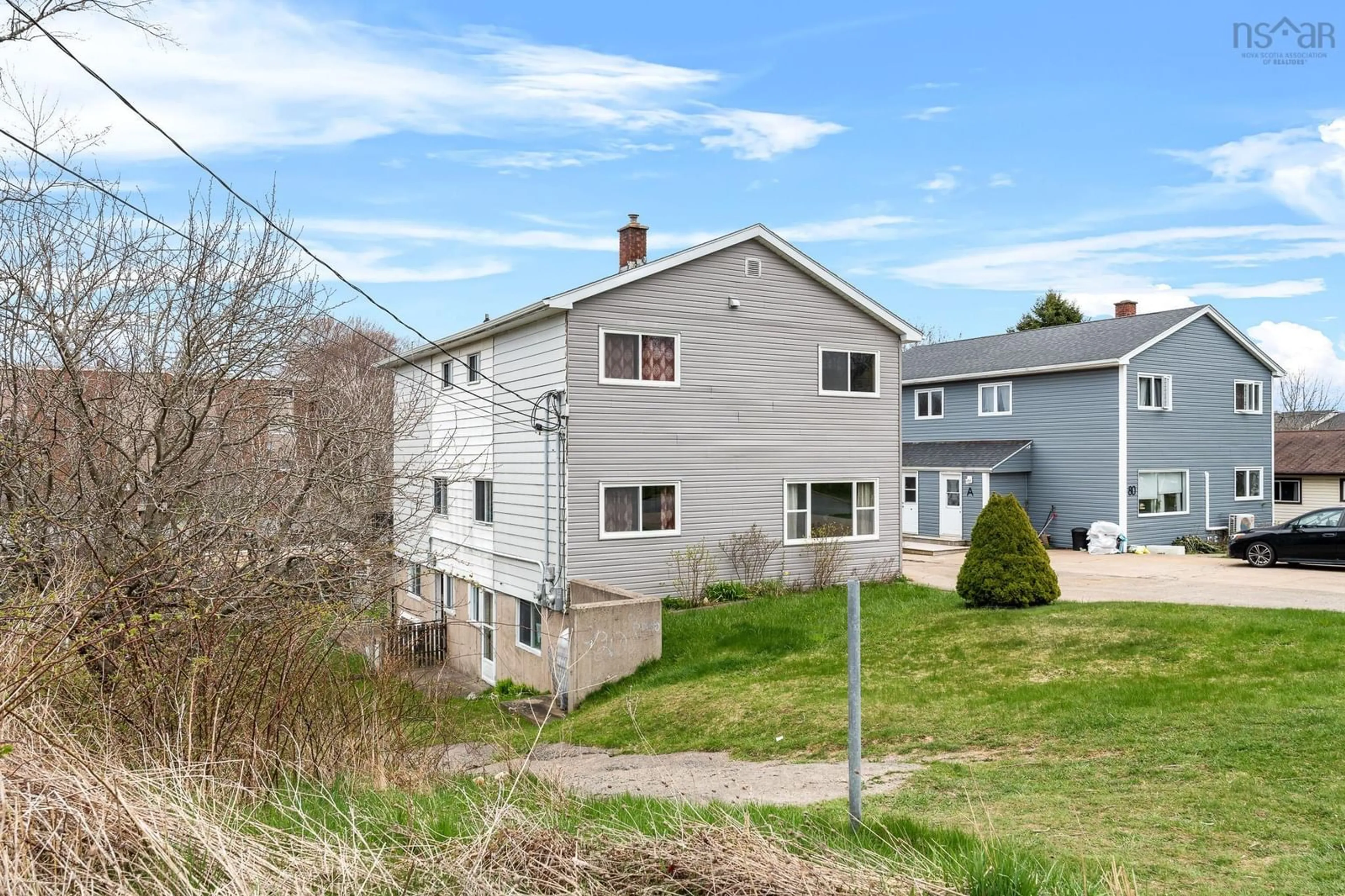 A pic from outside/outdoor area/front of a property/back of a property/a pic from drone, street for 82 Thornhill Dr, Halifax Nova Scotia B3R 2B4