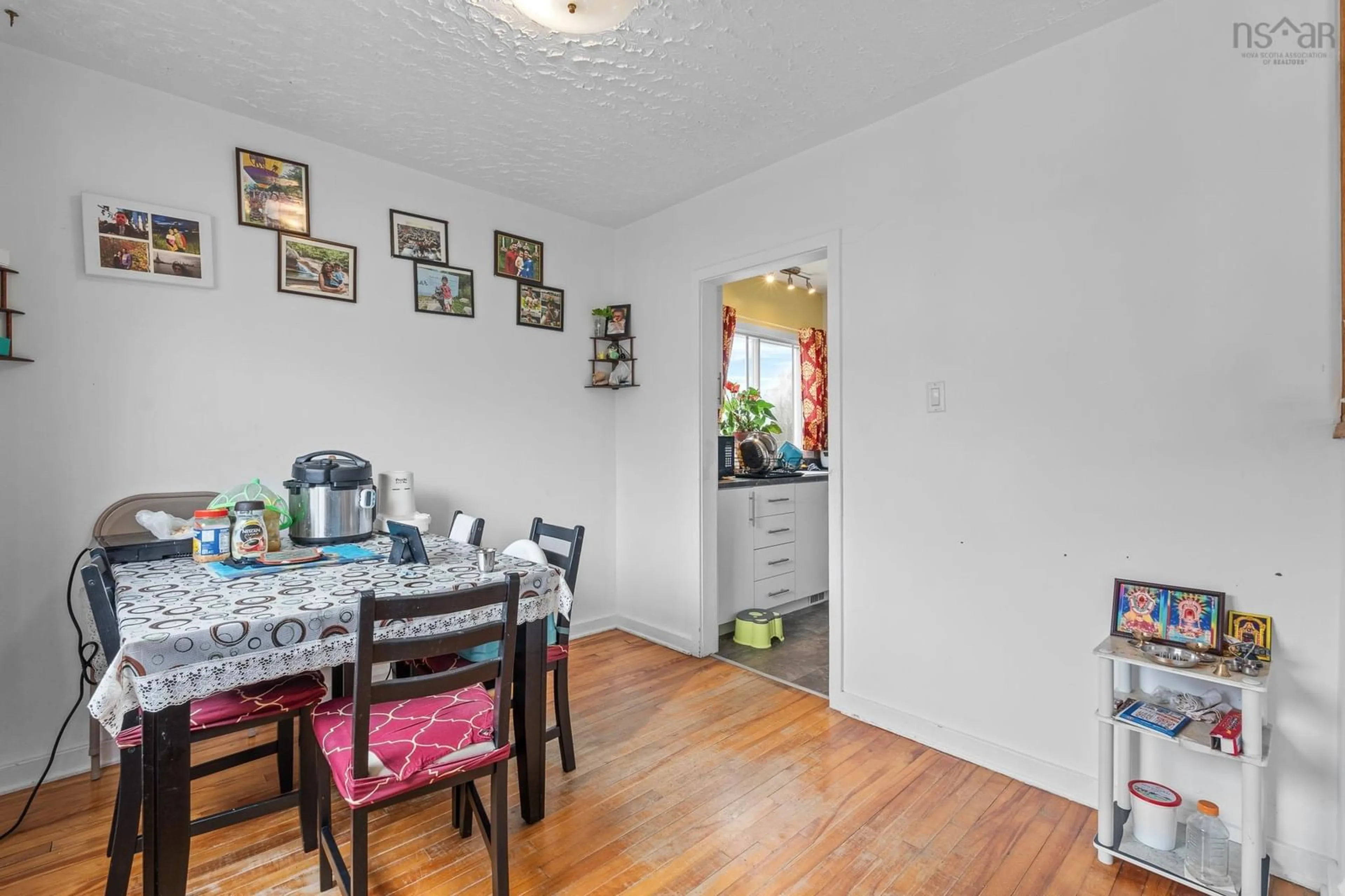 Dining room, unknown for 82 Thornhill Dr, Halifax Nova Scotia B3R 2B4