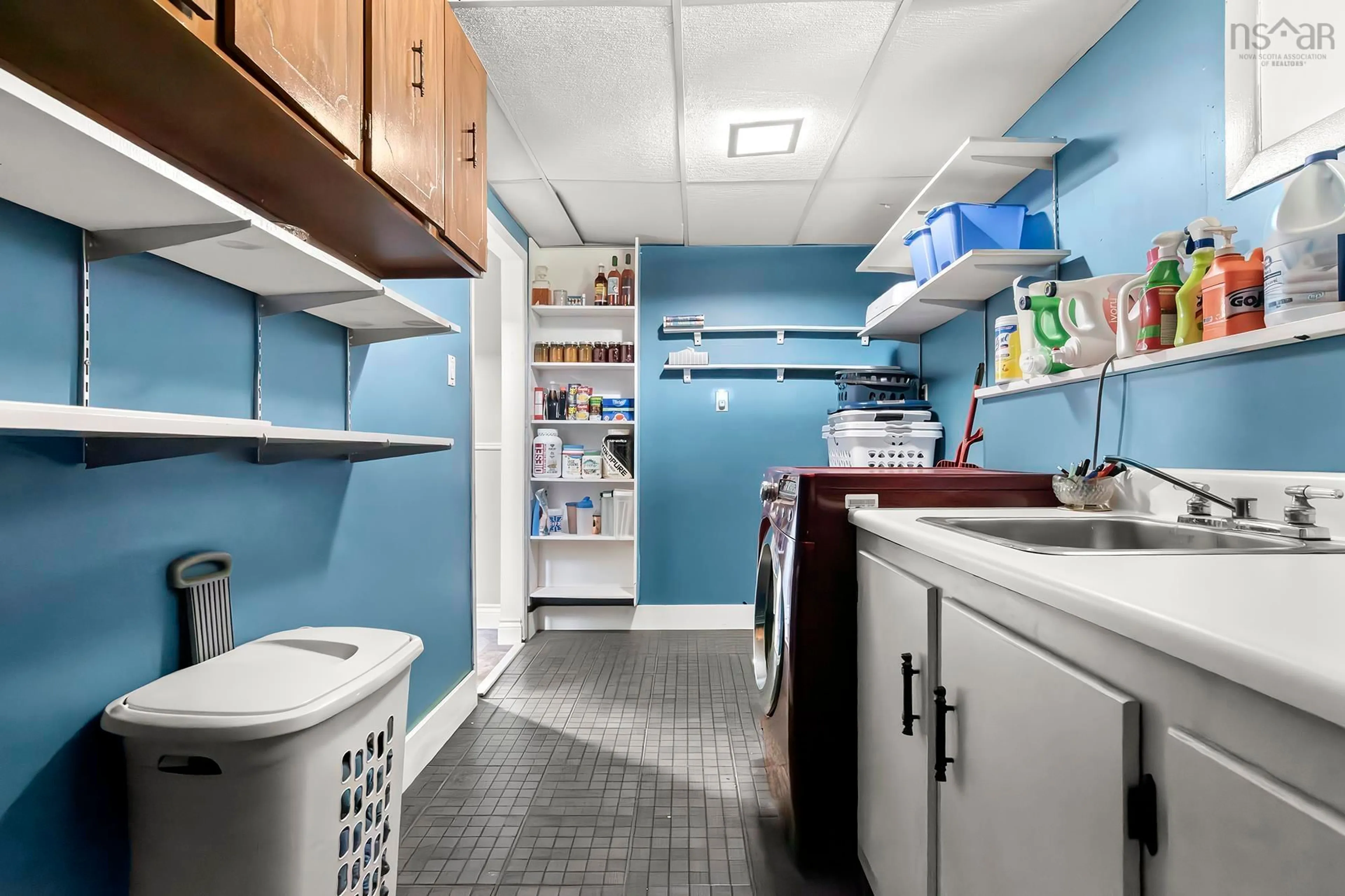 Laundry room for 140 Balsam Cir, Sackville Nova Scotia B4C 1A9