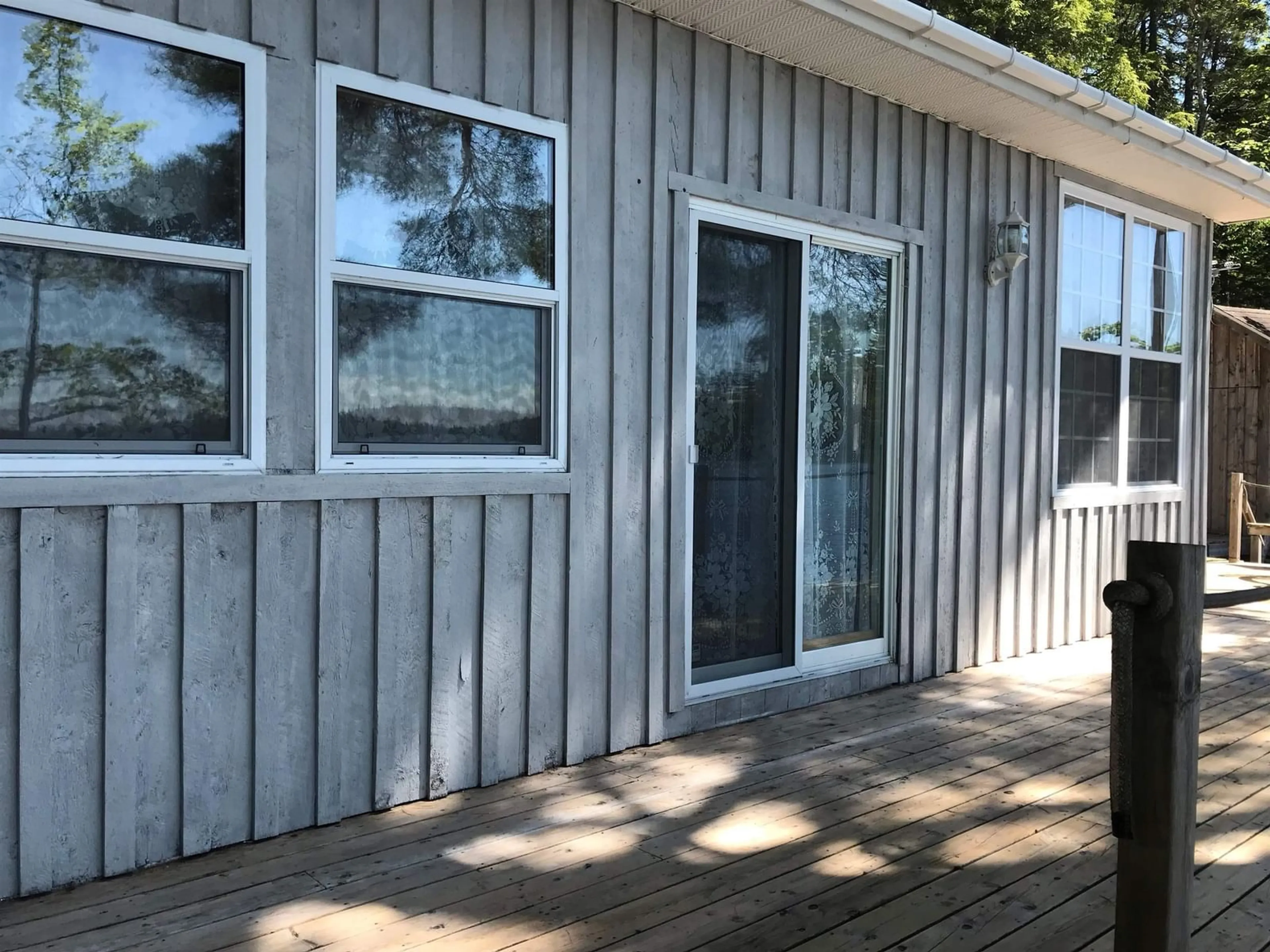 Home with vinyl exterior material, unknown for 1352 Dauphinee's Mill Lake (Access) Rd, Hubbards Nova Scotia B0J 1T0